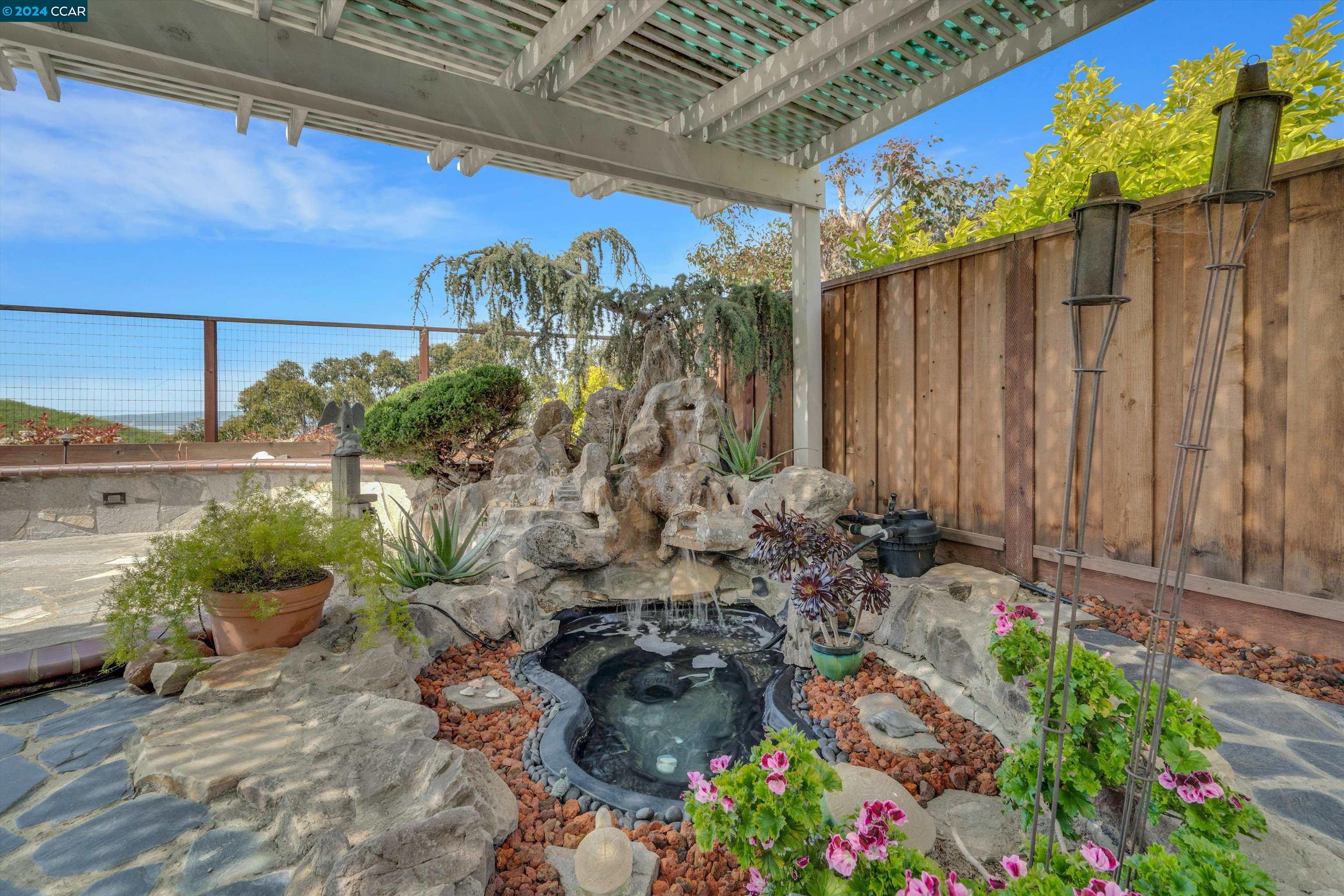 Detail Gallery Image 34 of 42 For 2024 Rapallo Way, Bay Point,  CA 94565 - 4 Beds | 2/1 Baths