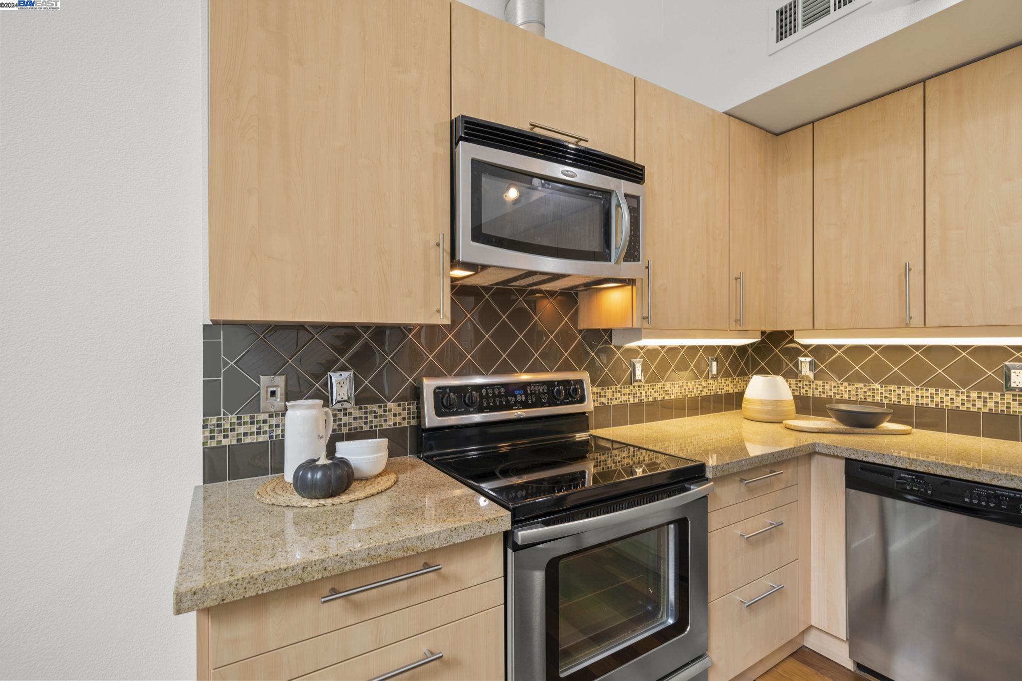 Detail Gallery Image 8 of 22 For 88 Bush St #2124,  San Jose,  CA 95126 - 1 Beds | 1/1 Baths