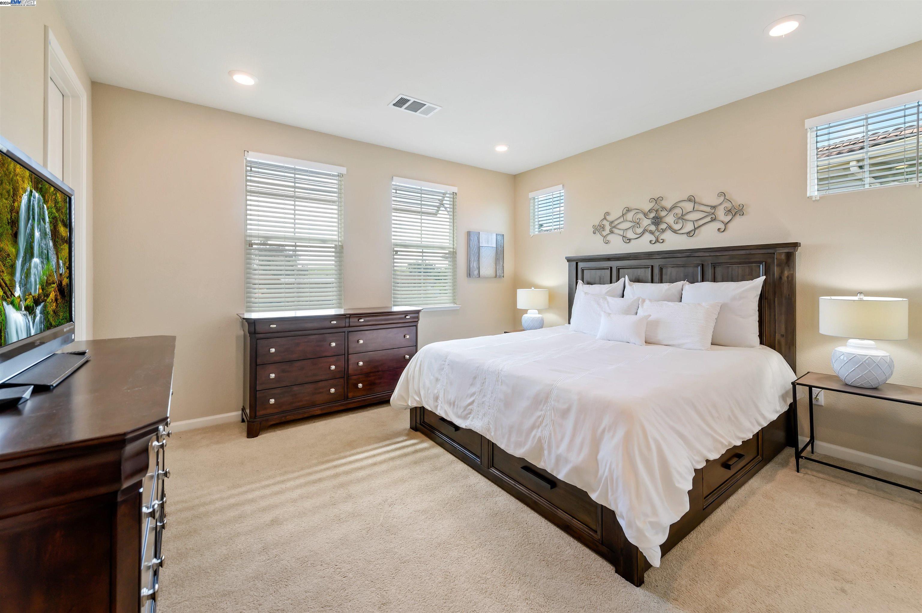 Detail Gallery Image 17 of 32 For 862 Cole Cmn, Livermore,  CA 94551 - 4 Beds | 3/1 Baths