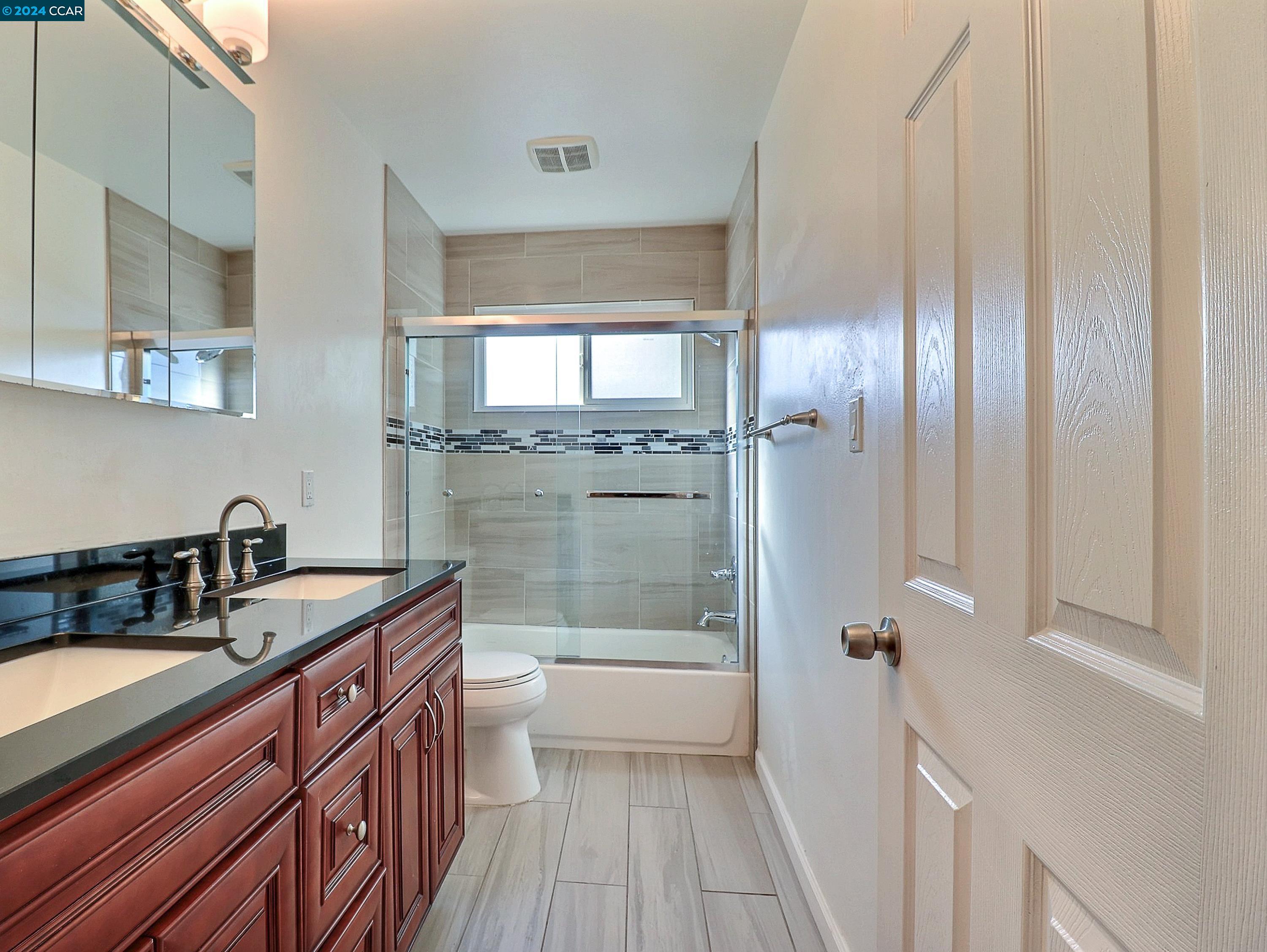 Detail Gallery Image 27 of 32 For 15 Herriman Ct, Clayton,  CA 94517 - 3 Beds | 2 Baths
