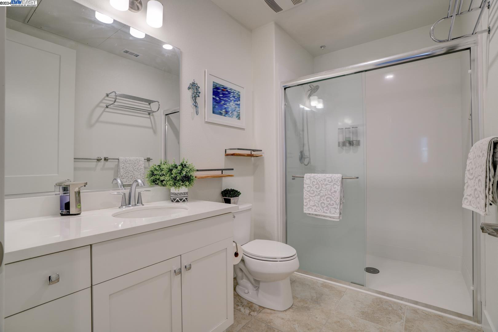 Detail Gallery Image 25 of 41 For 45249 Electric Ter #302,  Fremont,  CA 94539 - 3 Beds | 2/1 Baths