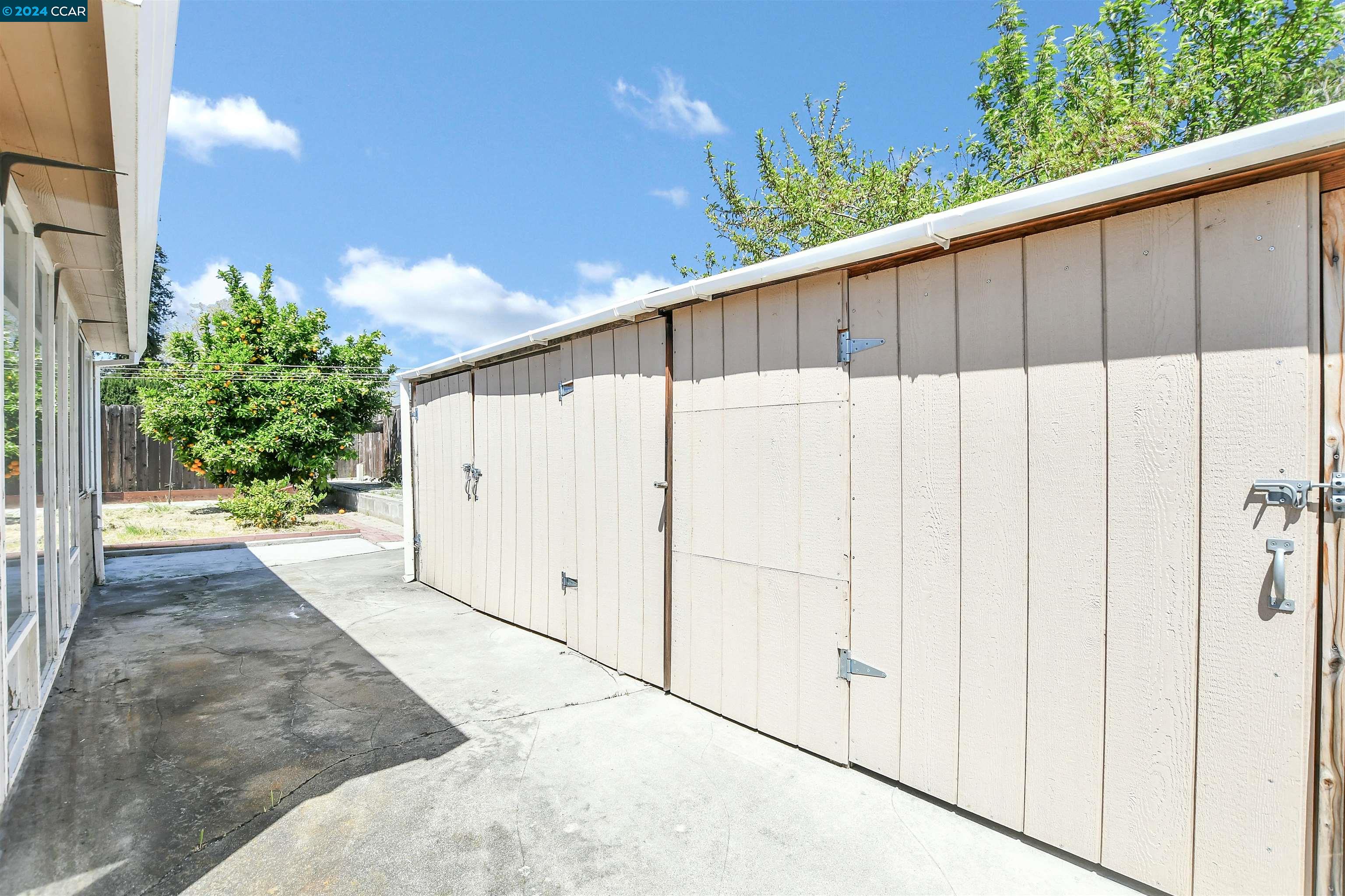 Detail Gallery Image 23 of 32 For 2136 Athene Dr, Concord,  CA 94519 - 2 Beds | 2 Baths