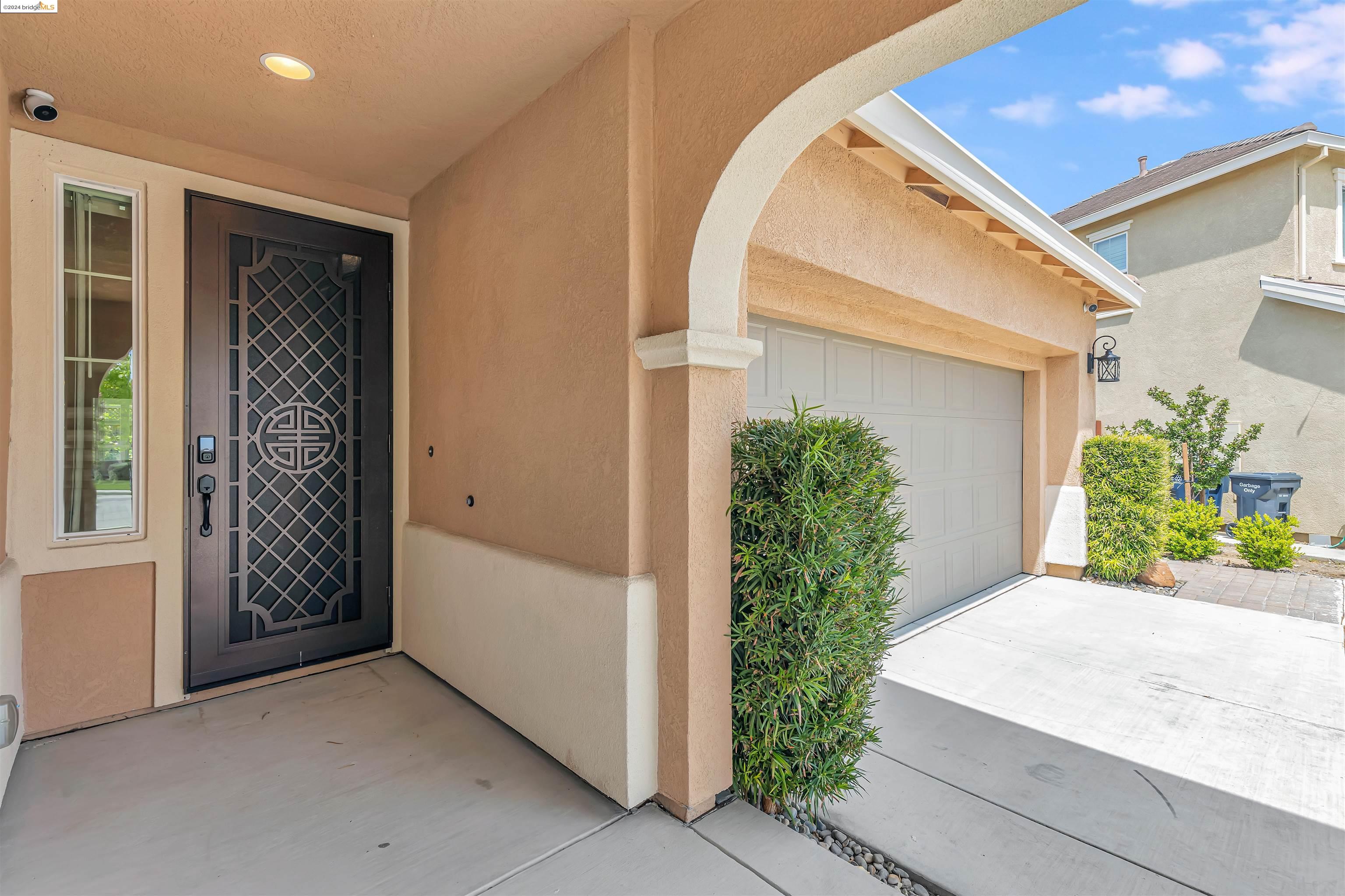 Detail Gallery Image 5 of 48 For 1755 Hummingbird Way, Tracy,  CA 95376 - 3 Beds | 2/1 Baths