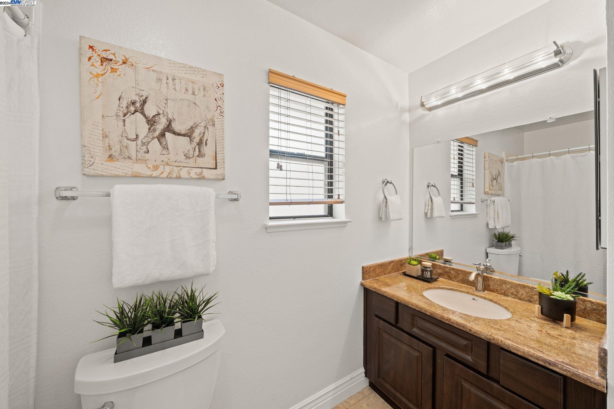 Detail Gallery Image 27 of 35 For 3847 Cheshire Ct, Pleasanton,  CA 94588 - 4 Beds | 2/1 Baths