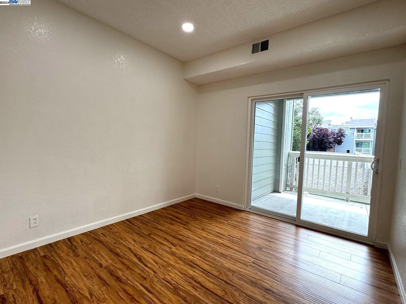 Detail Gallery Image 13 of 24 For 3371 Baywood Ter #213,  Fremont,  CA 94536 - 2 Beds | 2 Baths