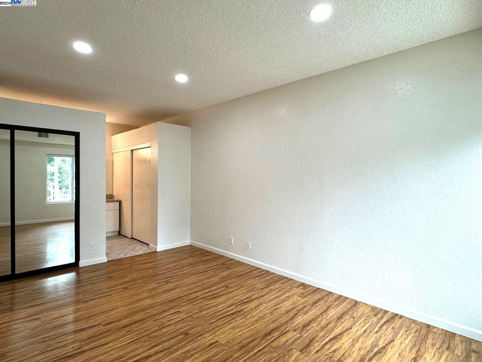 Detail Gallery Image 17 of 24 For 3371 Baywood Ter #213,  Fremont,  CA 94536 - 2 Beds | 2 Baths