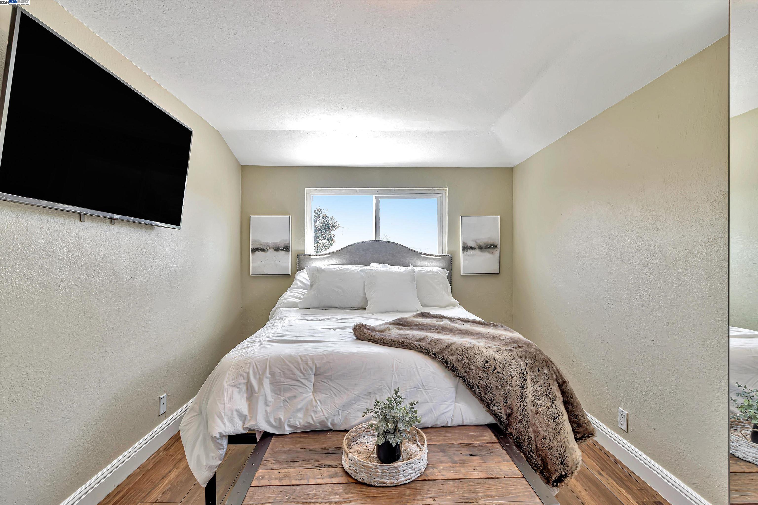 Detail Gallery Image 18 of 34 For 16 Foster Ct, Oakland,  CA 94603 - 3 Beds | 2 Baths