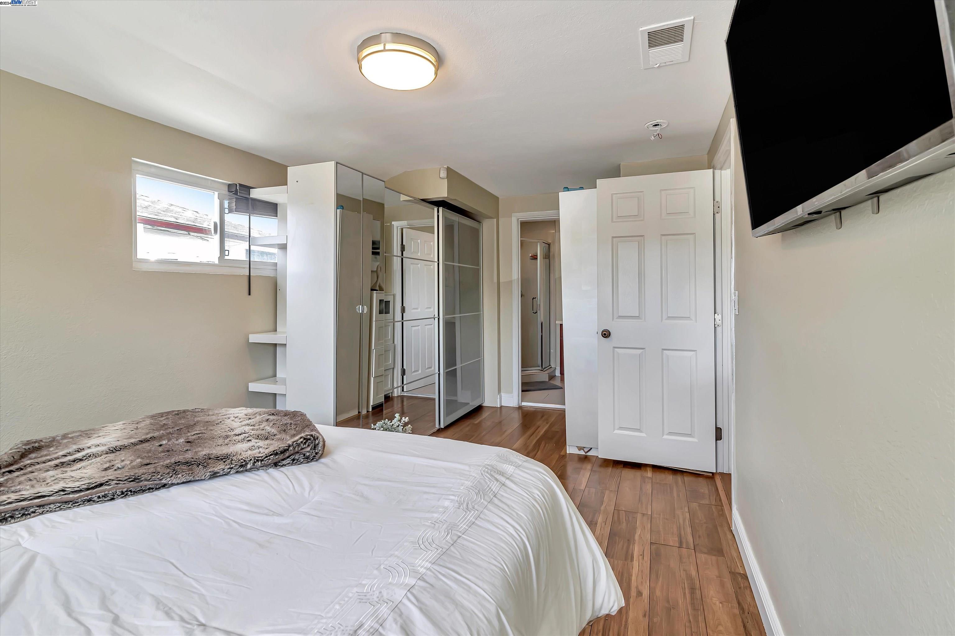 Detail Gallery Image 19 of 34 For 16 Foster Ct, Oakland,  CA 94603 - 3 Beds | 2 Baths