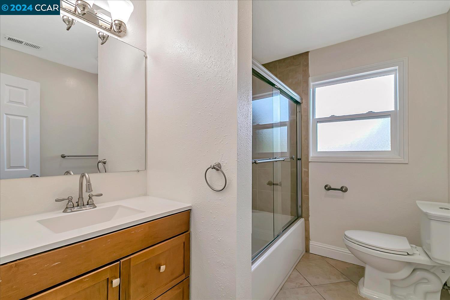 Detail Gallery Image 18 of 24 For 18 Halliday St, Vallejo,  CA 94590 - 6 Beds | 2 Baths
