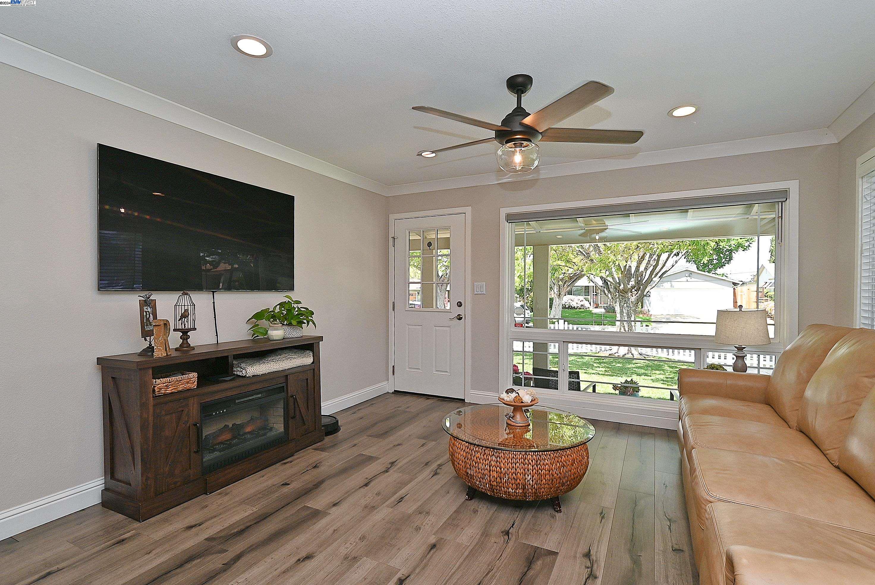 Detail Gallery Image 18 of 45 For 1003 Redondo Way, Livermore,  CA 94550 - 3 Beds | 2 Baths