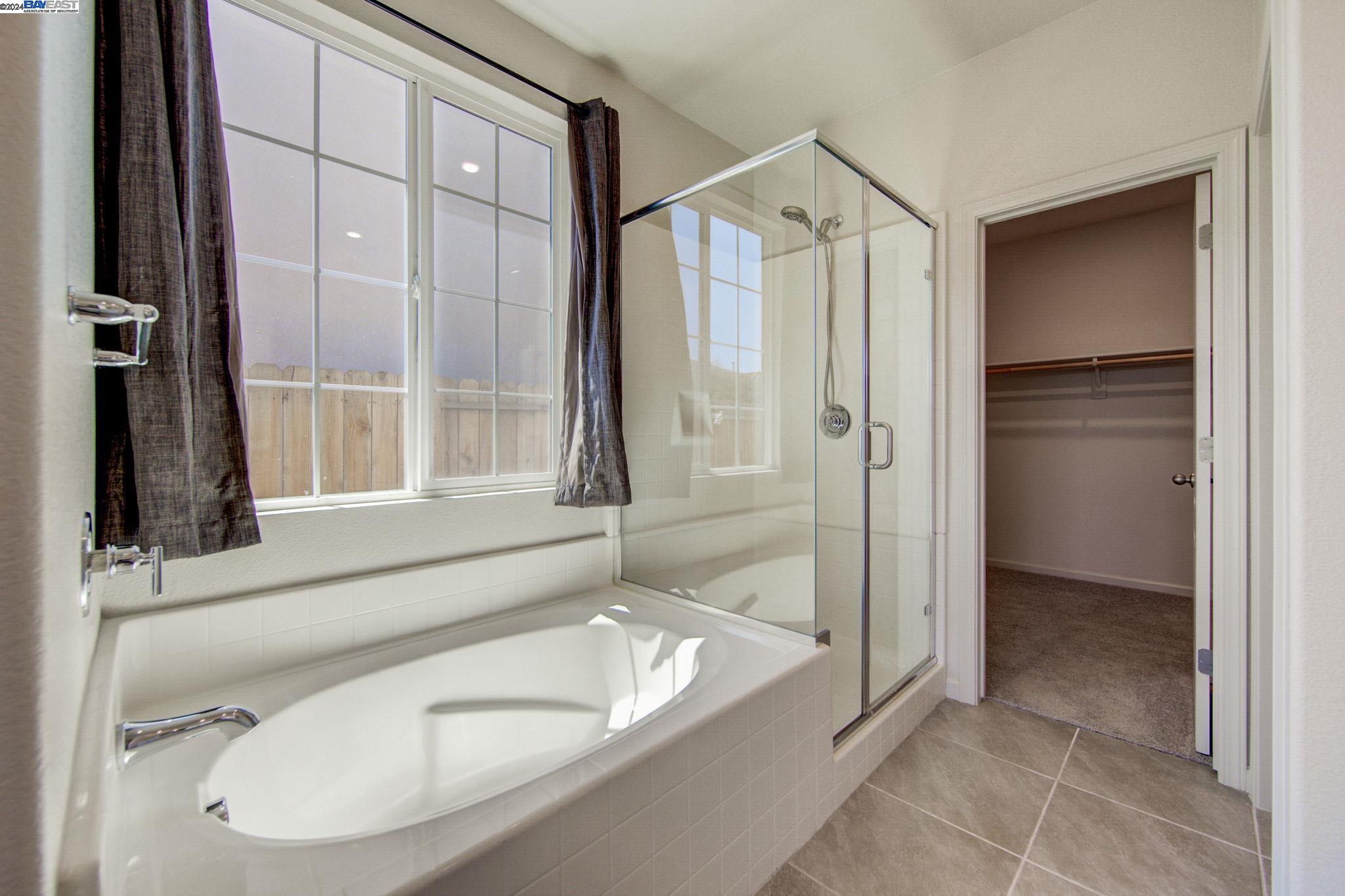 Detail Gallery Image 23 of 36 For 4050 Kenwood Cir, Oakley,  CA 94561 - 3 Beds | 2 Baths
