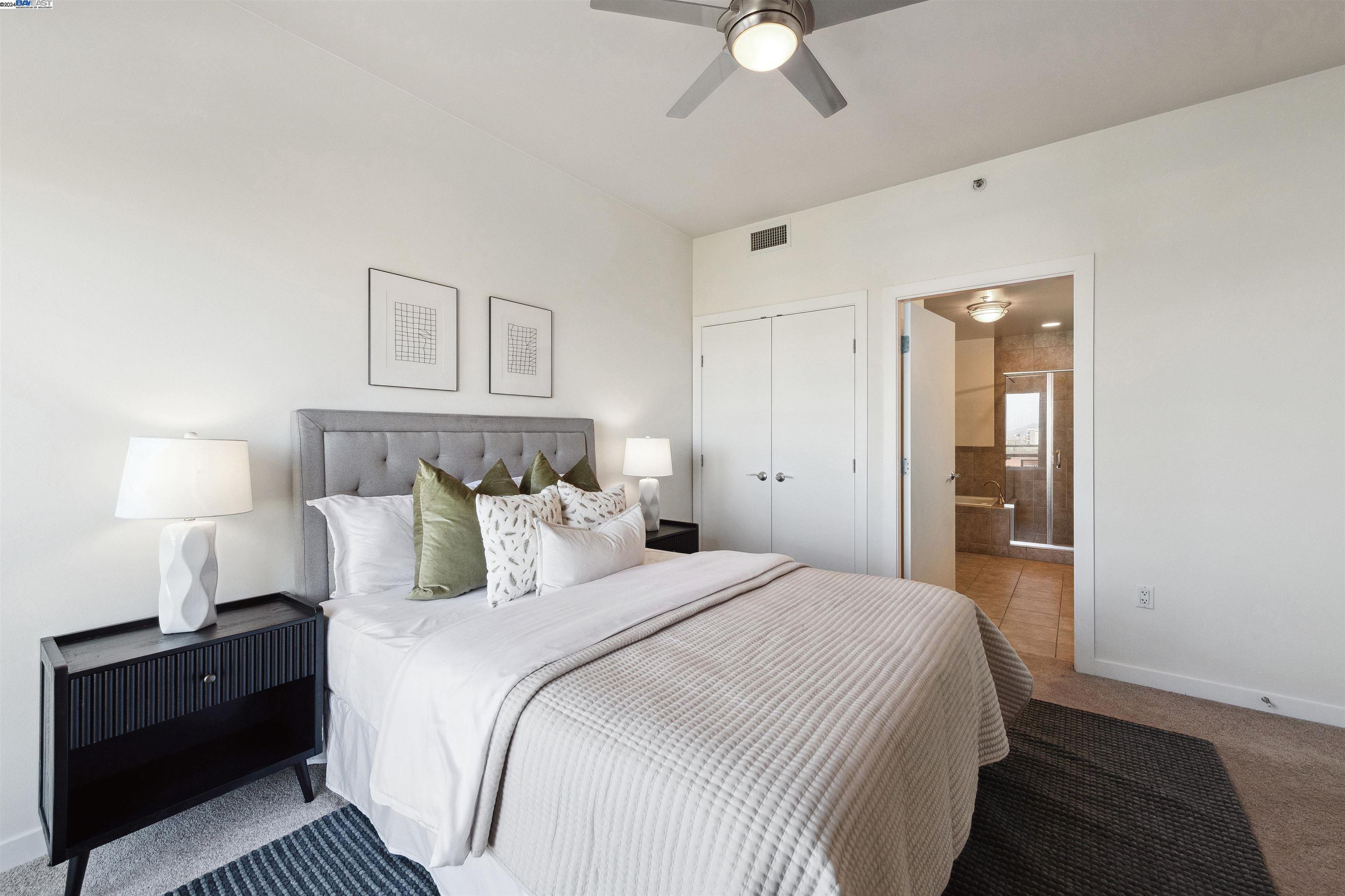 Detail Gallery Image 16 of 52 For 222 Broadway #604,  Oakland,  CA 94607 - 2 Beds | 2 Baths