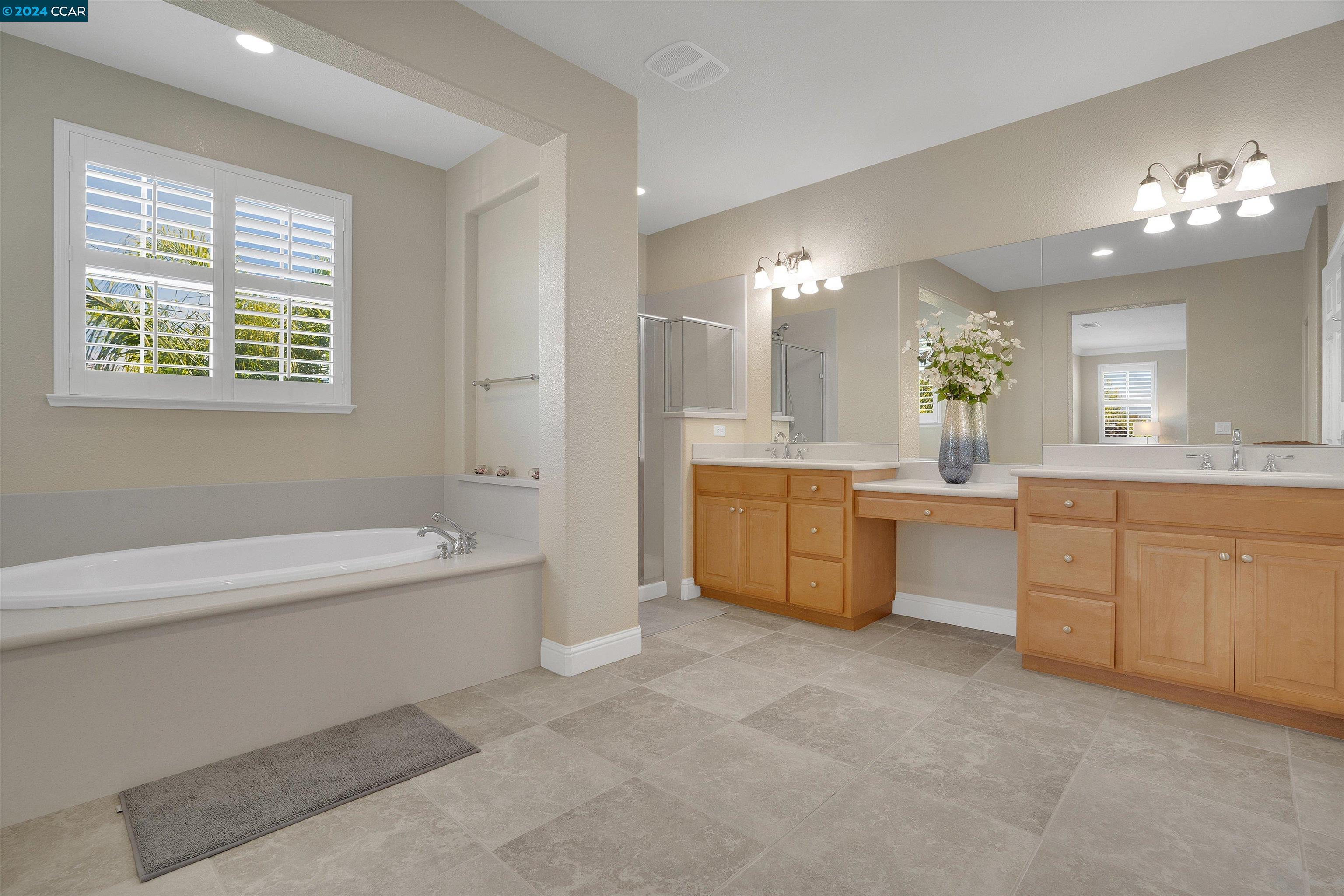 Detail Gallery Image 30 of 46 For 1013 Hollyhock Dr, Oakley,  CA 94561 - 5 Beds | 3/1 Baths