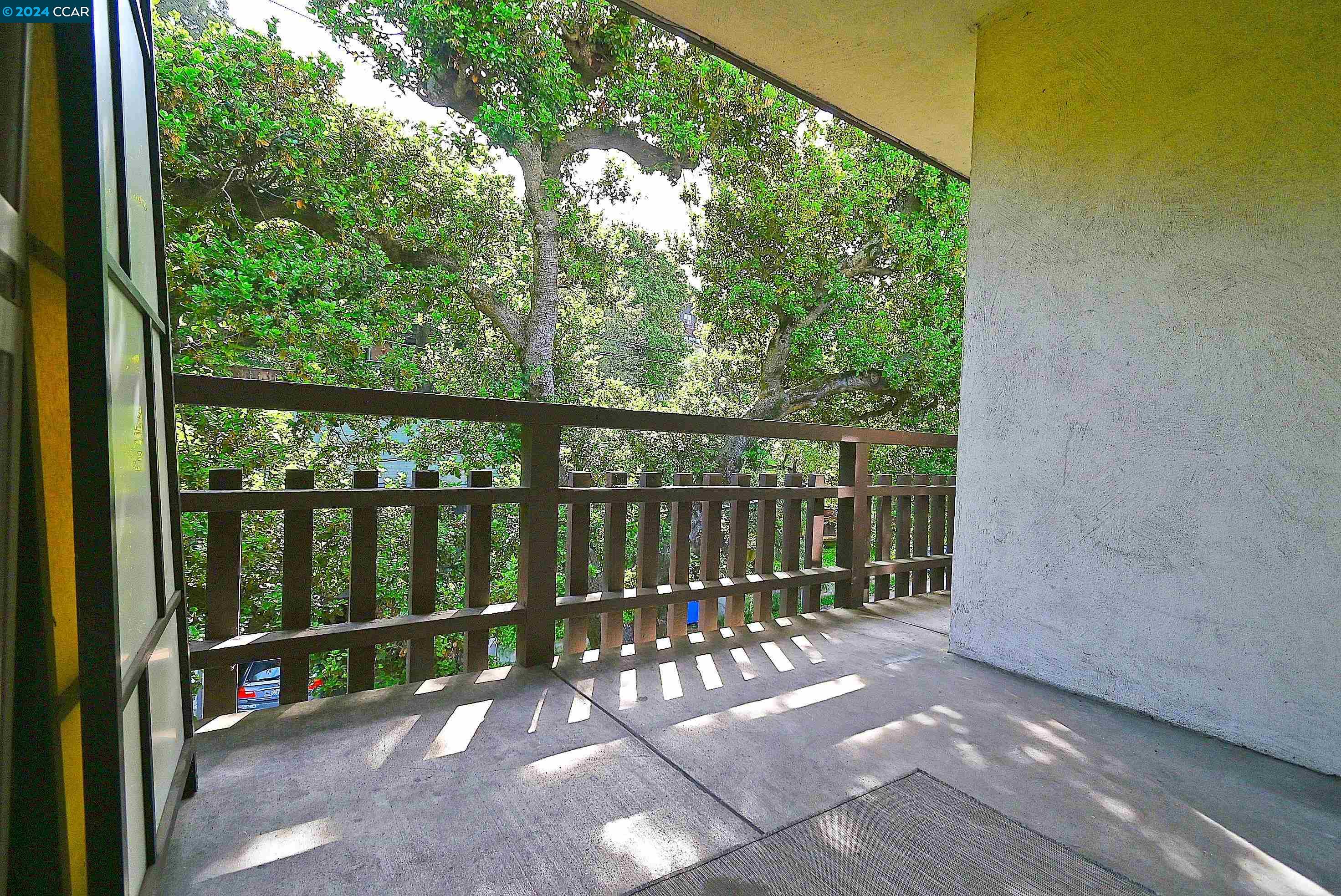 Detail Gallery Image 23 of 37 For 2 Panoramic Way #301,  Berkeley,  CA 94704 - 3 Beds | 2 Baths