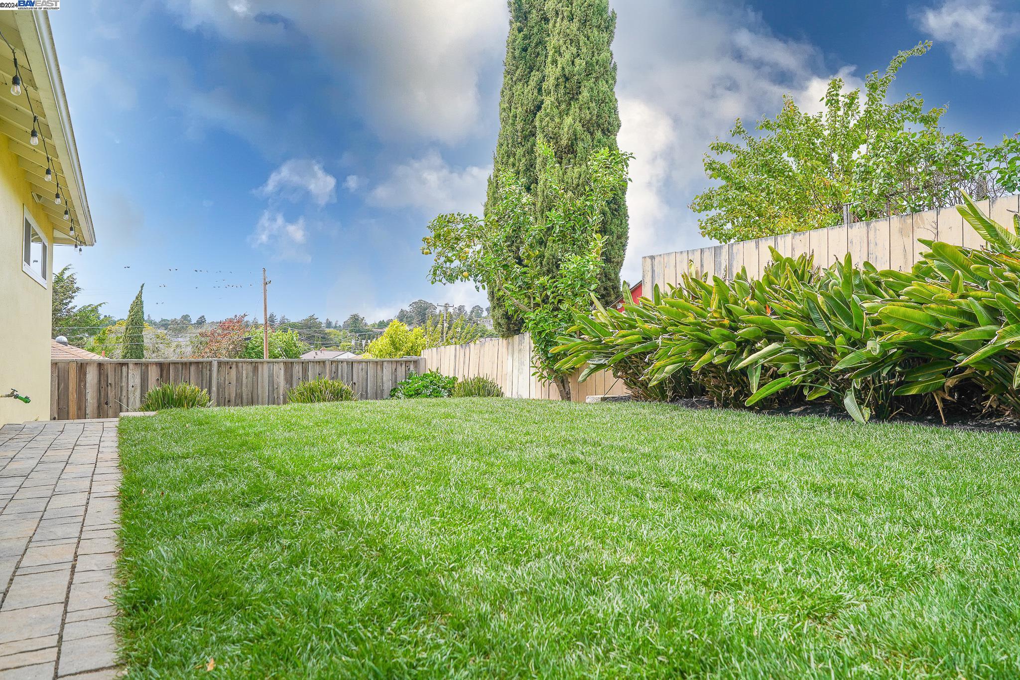 Detail Gallery Image 26 of 31 For 4822 Audrey Dr, Castro Valley,  CA 94546 - 3 Beds | 2 Baths