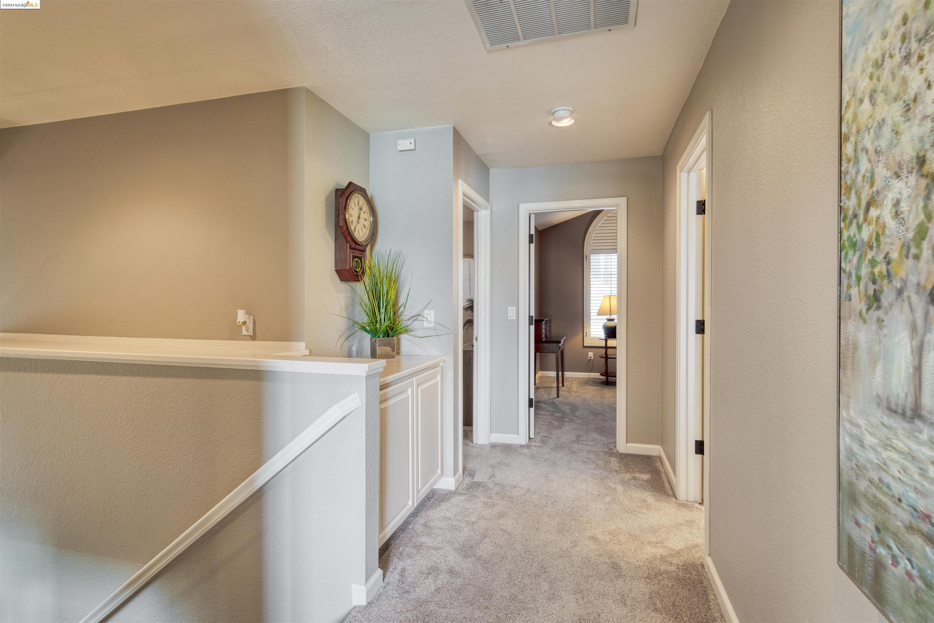 Detail Gallery Image 17 of 31 For 2065 Crater Peak Way, Antioch,  CA 94531 - 4 Beds | 2/1 Baths