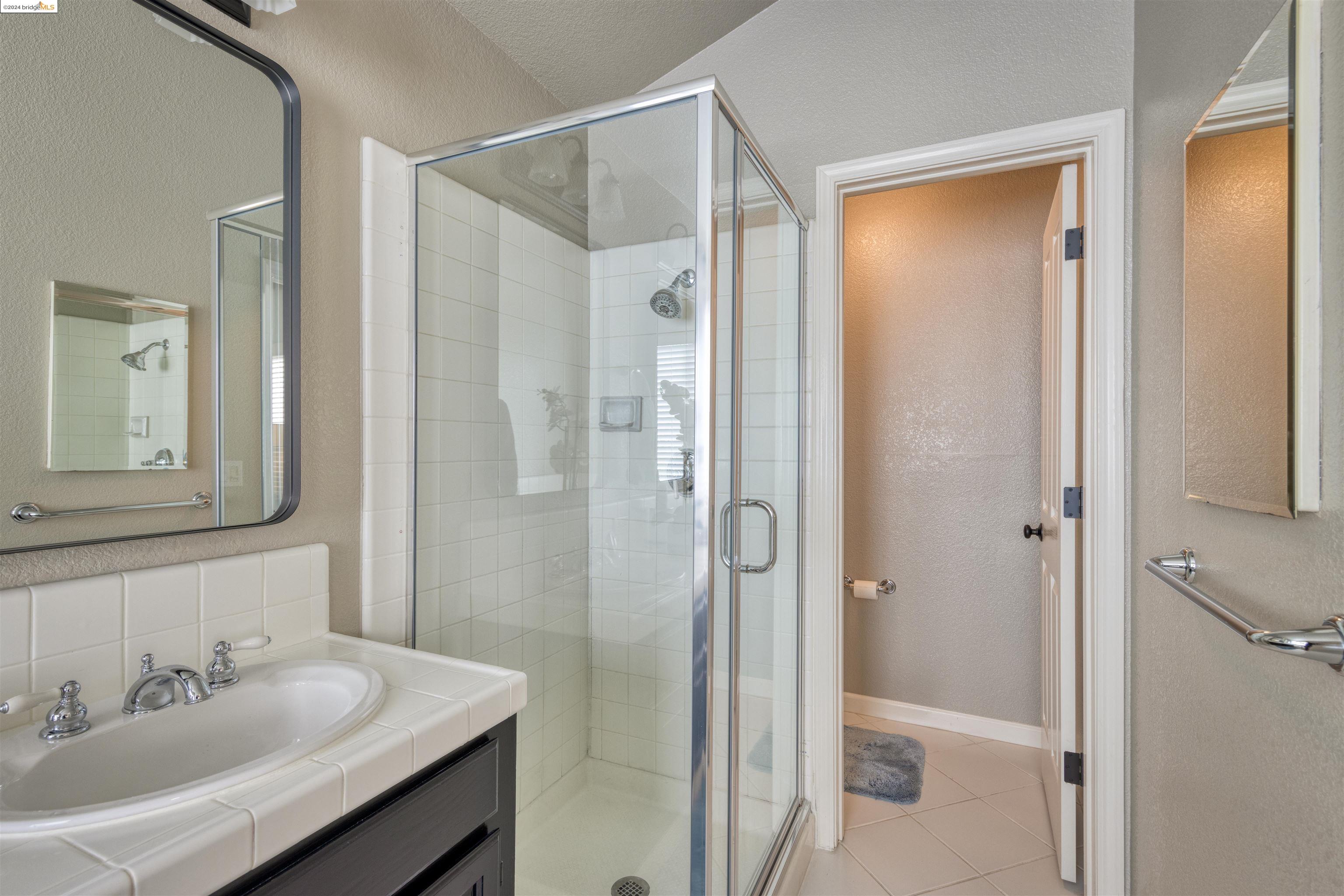 Detail Gallery Image 25 of 31 For 2065 Crater Peak Way, Antioch,  CA 94531 - 4 Beds | 2/1 Baths