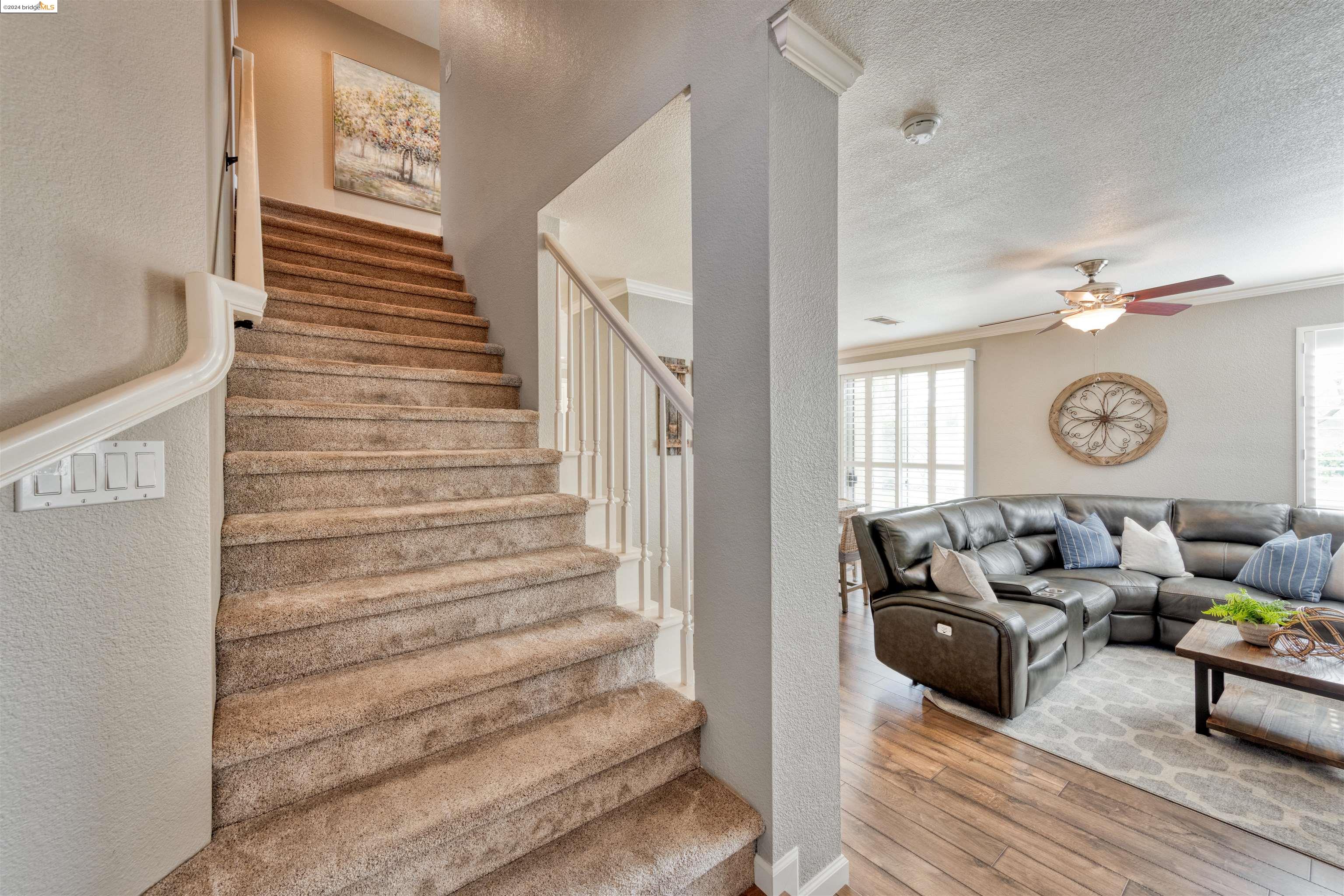 Detail Gallery Image 8 of 31 For 2065 Crater Peak Way, Antioch,  CA 94531 - 4 Beds | 2/1 Baths
