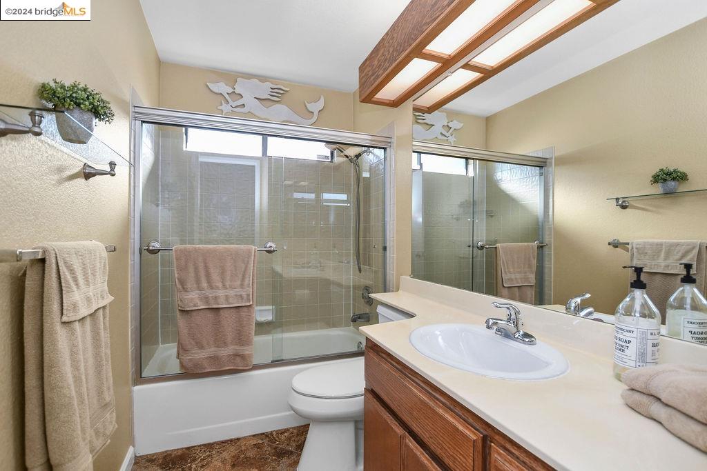 Detail Gallery Image 21 of 37 For 1005 Bluerock Drive, Antioch,  CA 94509-6938 - 3 Beds | 2/1 Baths
