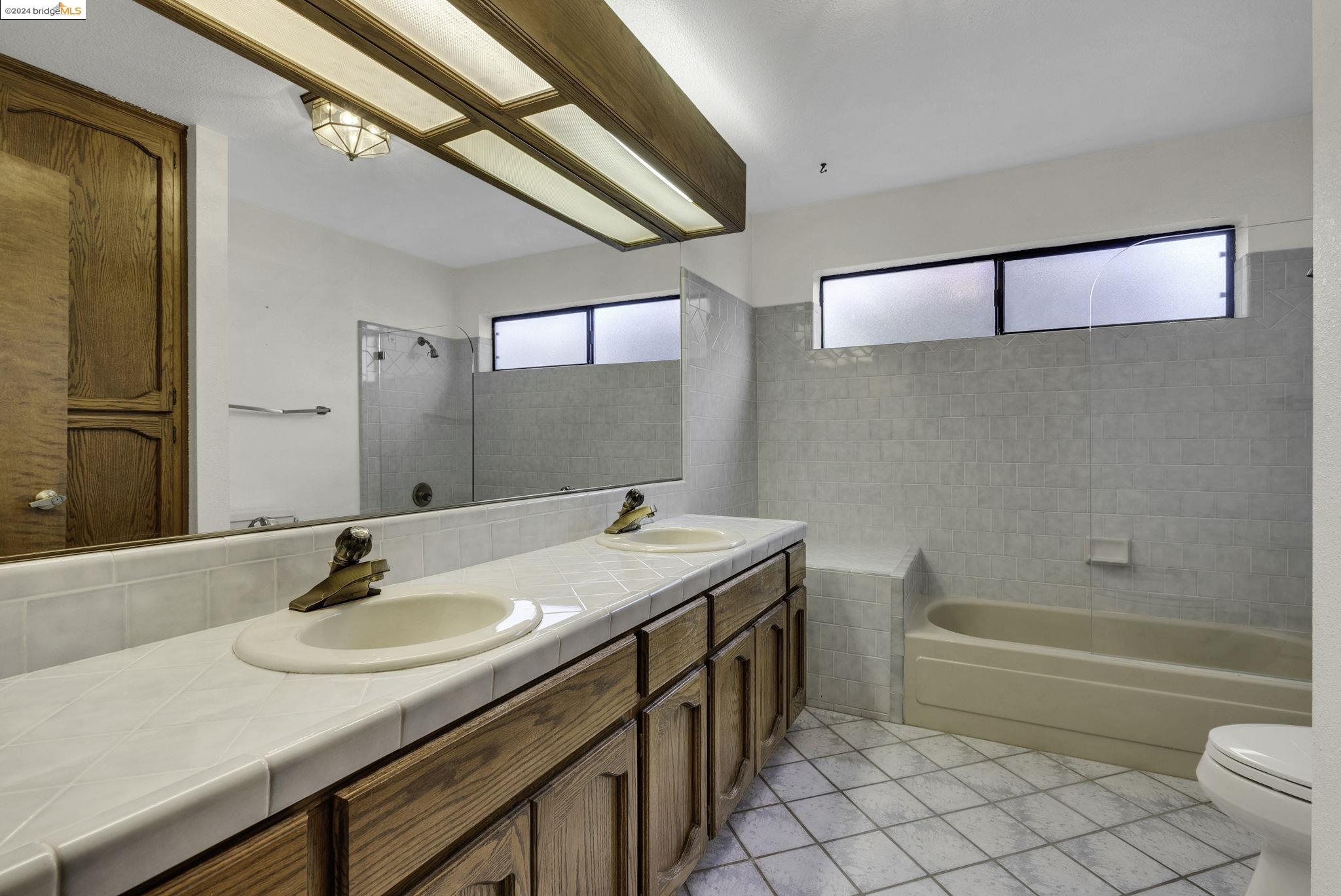 Detail Gallery Image 21 of 47 For 1954 Seal Way, Discovery Bay,  CA 94505-9999 - 3 Beds | 2 Baths