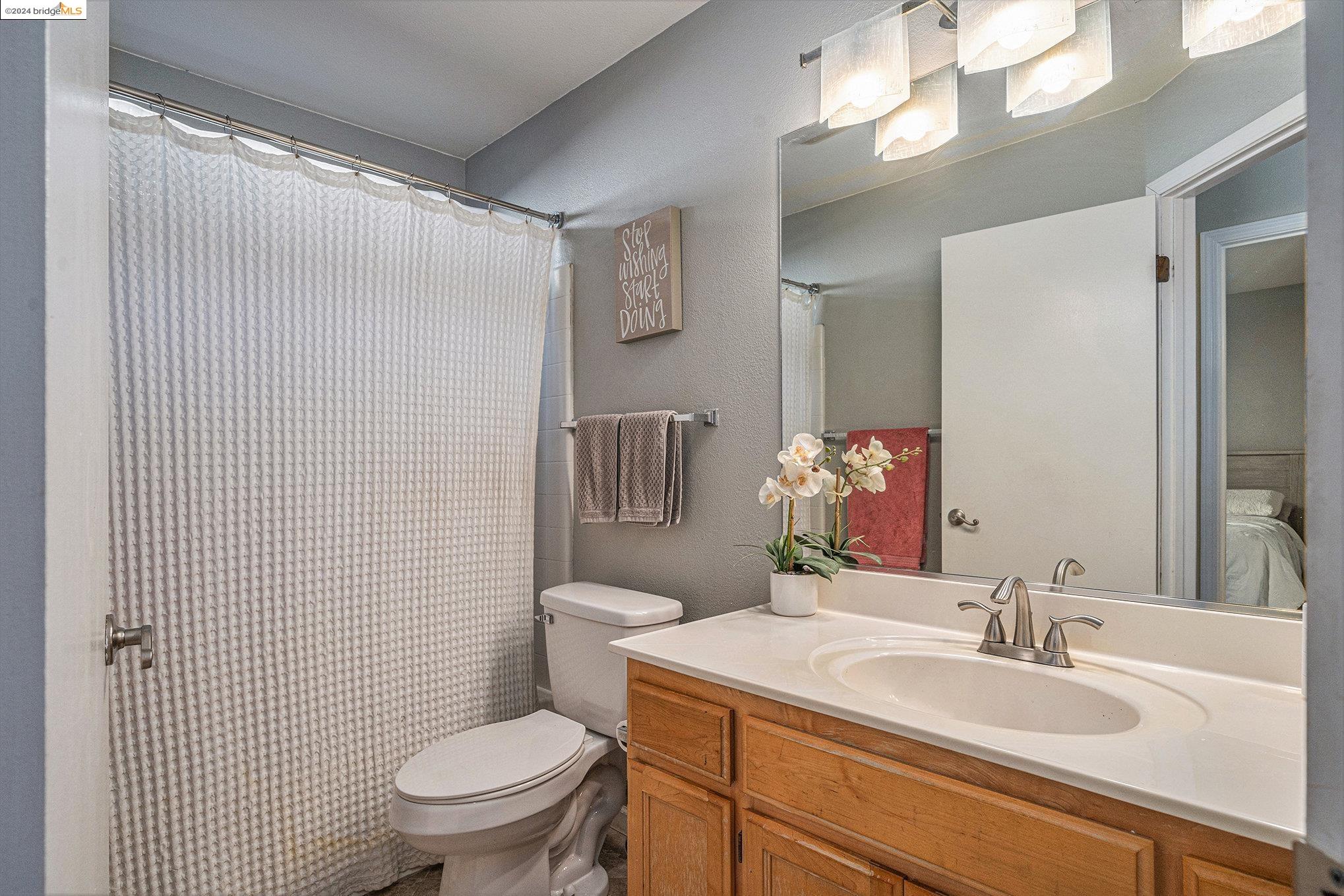 Detail Gallery Image 20 of 20 For 4933 Stirrup Way, Antioch,  CA 94531-9999 - 4 Beds | 2/1 Baths