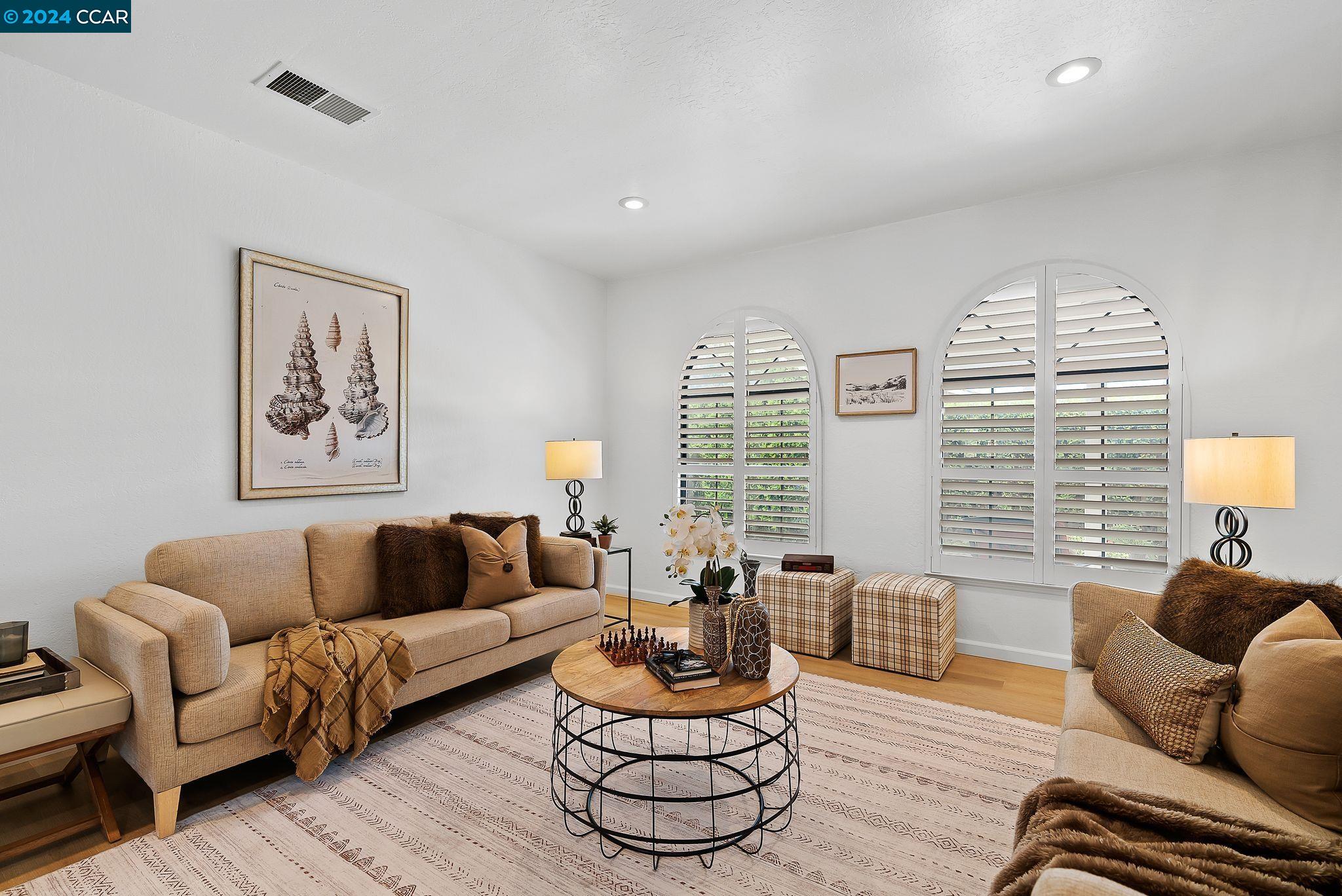 Detail Gallery Image 10 of 60 For 7420 Tamarack Drive, Dublin,  CA 94568 - 4 Beds | 2 Baths
