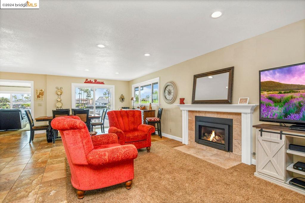 Detail Gallery Image 6 of 44 For 5433 Drakes Ct, Discovery Bay,  CA 94505 - 3 Beds | 2 Baths