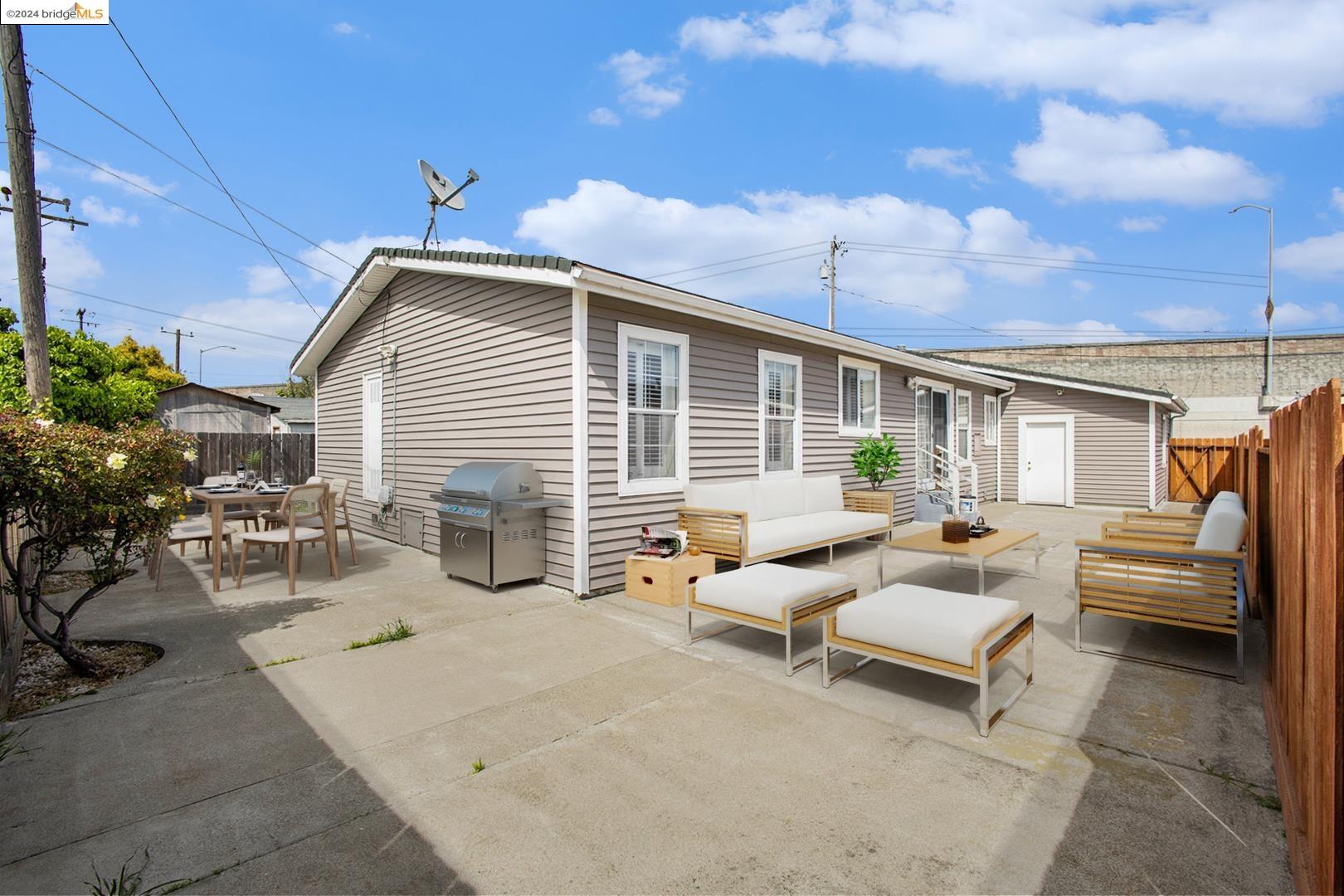 Detail Gallery Image 32 of 37 For 333 S 50th, Richmond,  CA 94804 - 3 Beds | 2 Baths