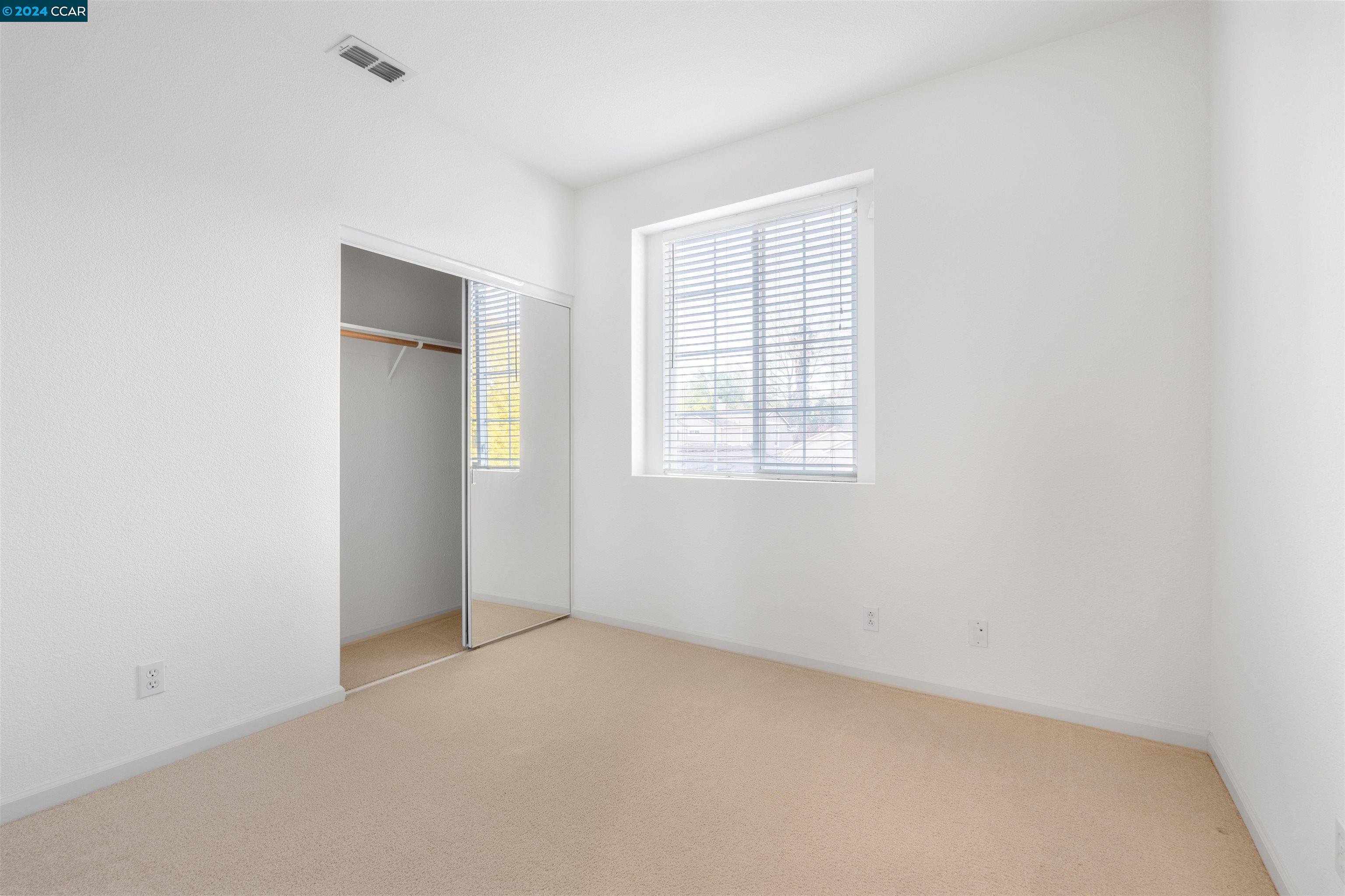 Detail Gallery Image 13 of 28 For 42 Lily Ct, Danville,  CA 94506 - 4 Beds | 2/1 Baths