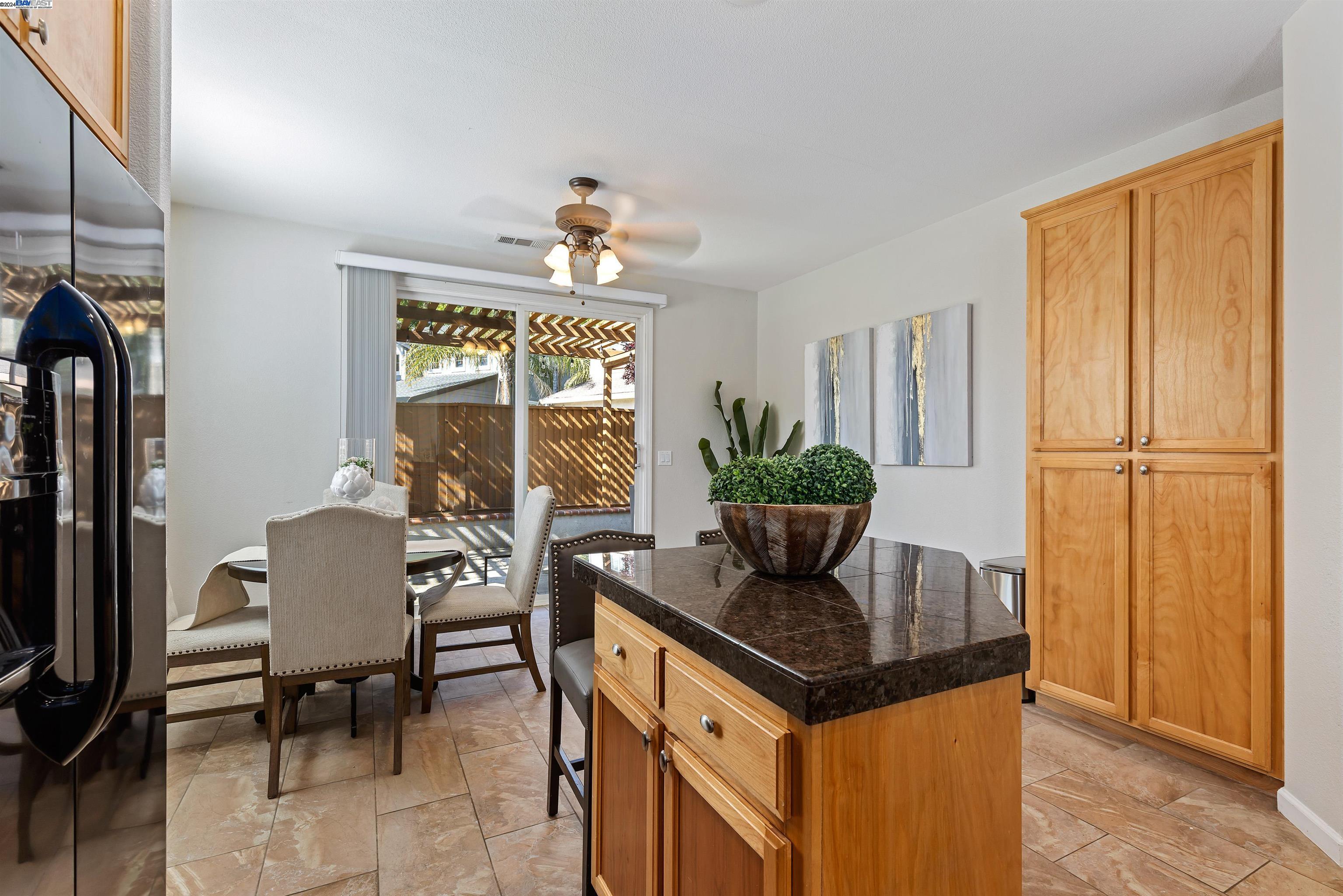 Detail Gallery Image 12 of 41 For 611 Ash Ct, Brentwood,  CA 94513 - 3 Beds | 2 Baths