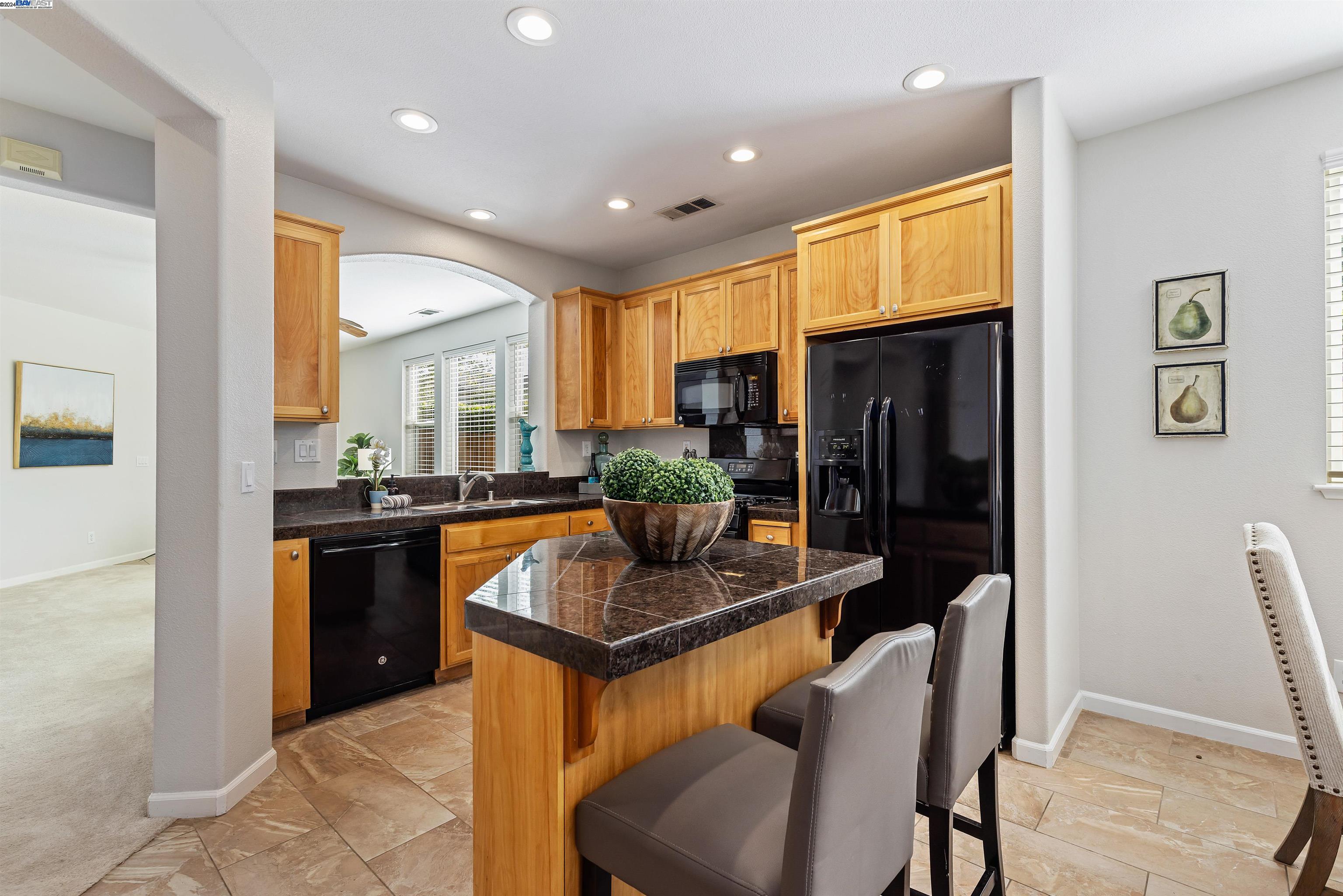 Detail Gallery Image 10 of 41 For 611 Ash Ct, Brentwood,  CA 94513 - 3 Beds | 2 Baths