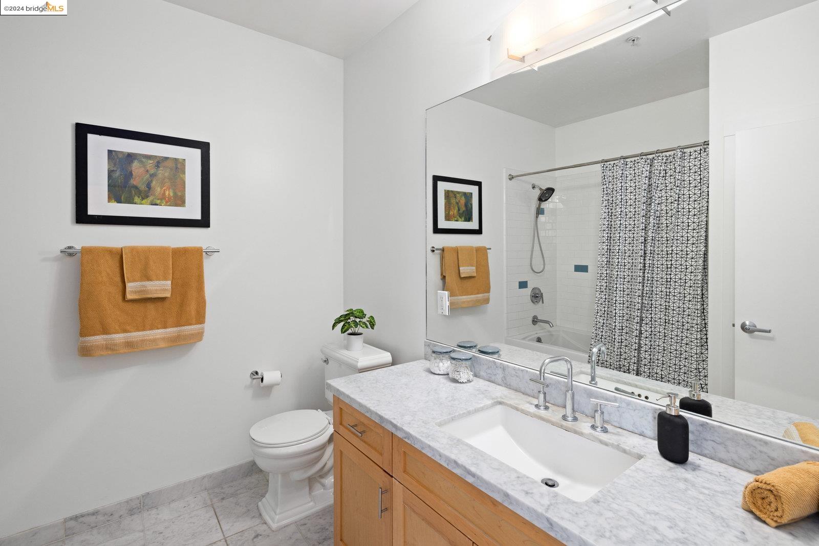 Detail Gallery Image 15 of 16 For 1755 Broadway #31,  Oakland,  CA 94612 - 1 Beds | 1 Baths