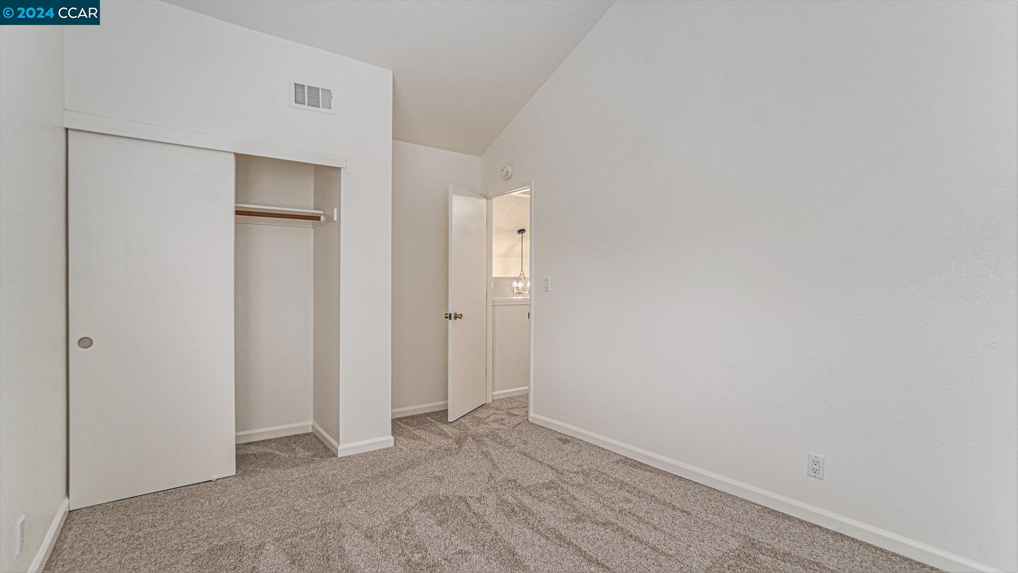 Detail Gallery Image 14 of 21 For 11 Brodia Ct, Martinez,  CA 94553 - 3 Beds | 2/1 Baths