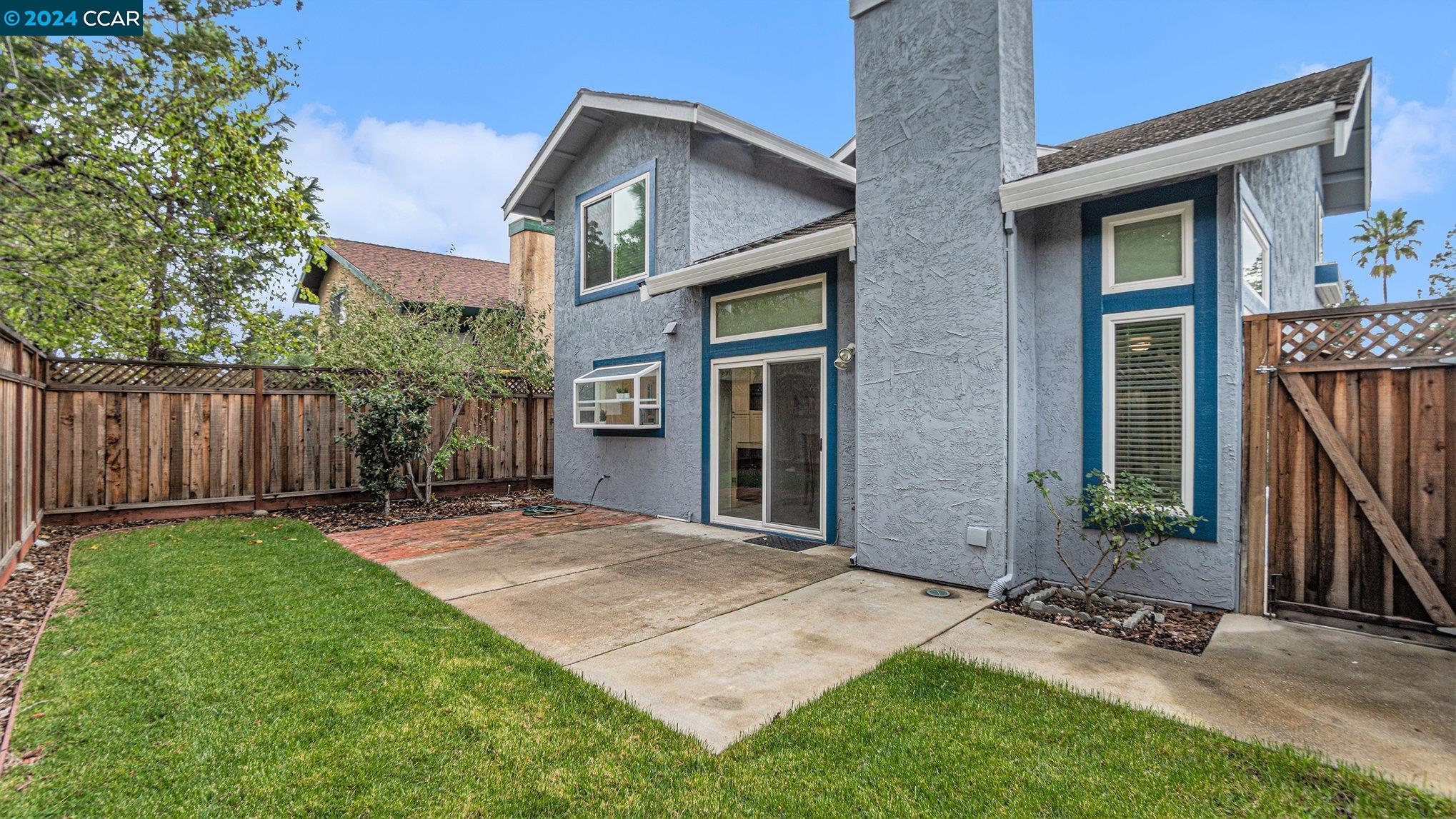 Detail Gallery Image 19 of 21 For 11 Brodia Ct, Martinez,  CA 94553 - 3 Beds | 2/1 Baths