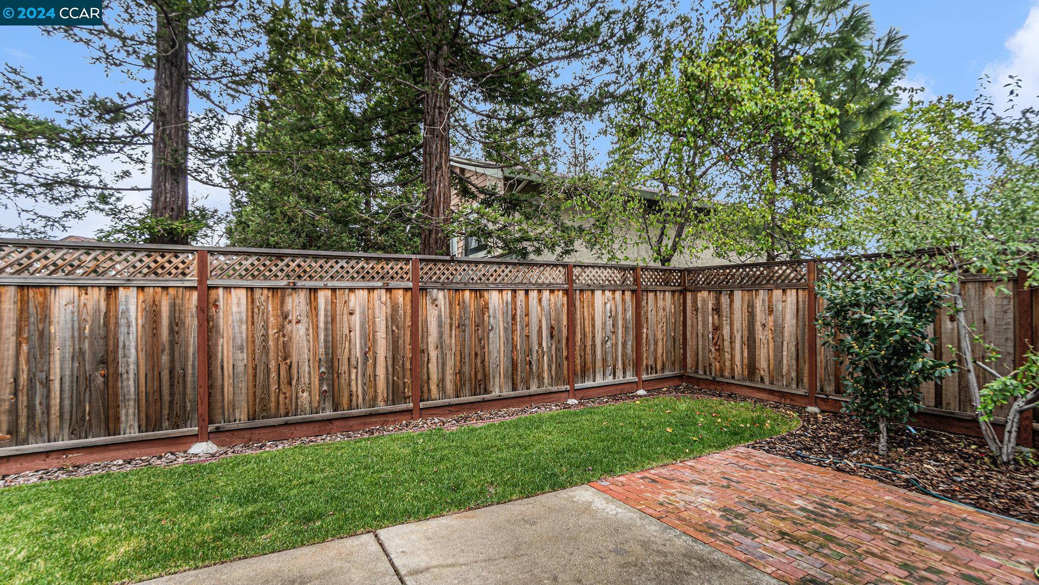 Detail Gallery Image 20 of 21 For 11 Brodia Ct, Martinez,  CA 94553 - 3 Beds | 2/1 Baths