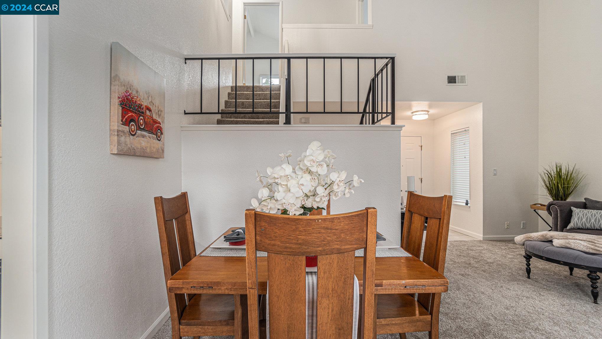 Detail Gallery Image 5 of 21 For 11 Brodia Ct, Martinez,  CA 94553 - 3 Beds | 2/1 Baths