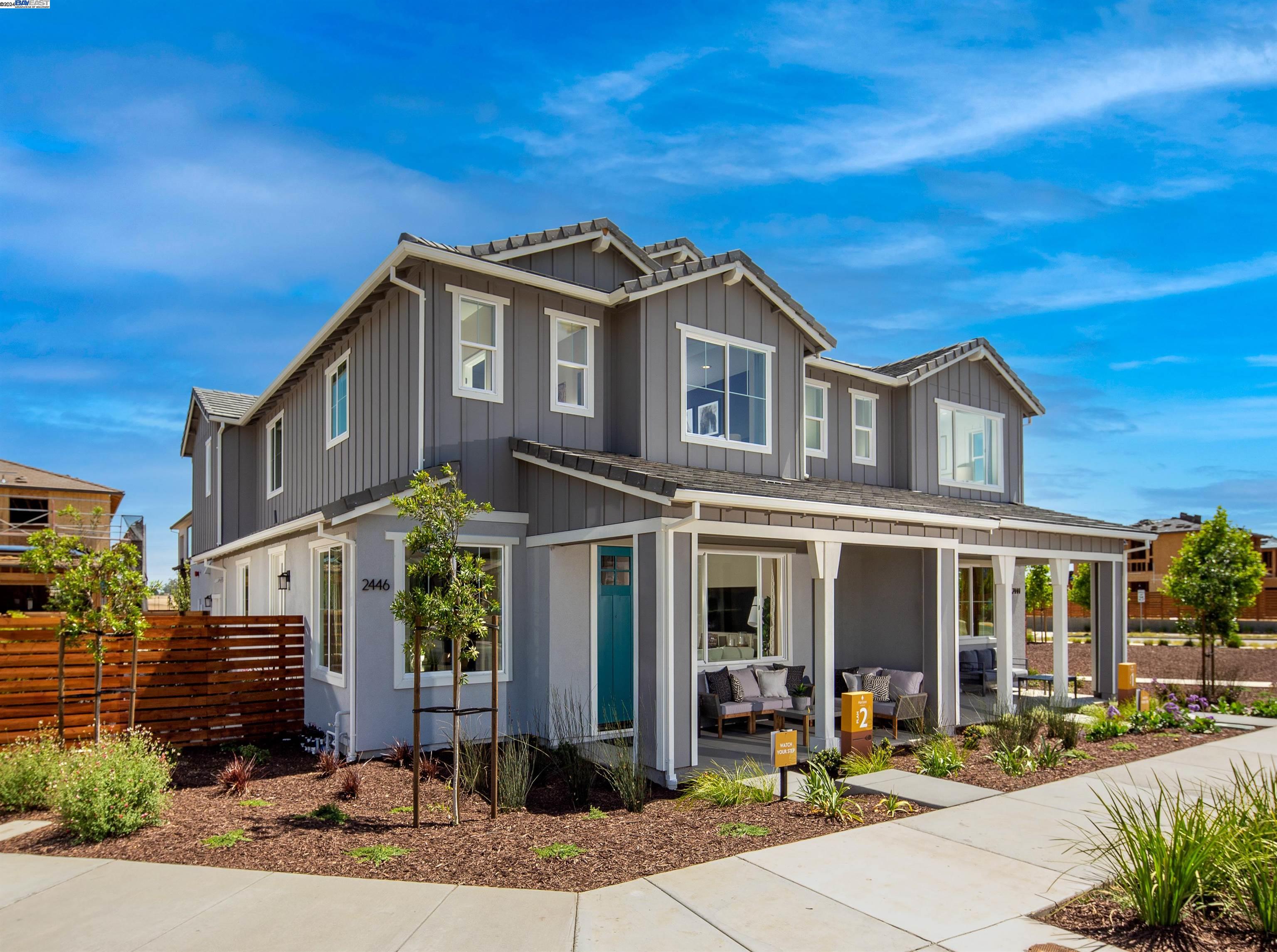Detail Gallery Image 1 of 10 For 2530 Cyan Drive #12,  Fairfield,  CA 94533 - 3 Beds | 2/1 Baths