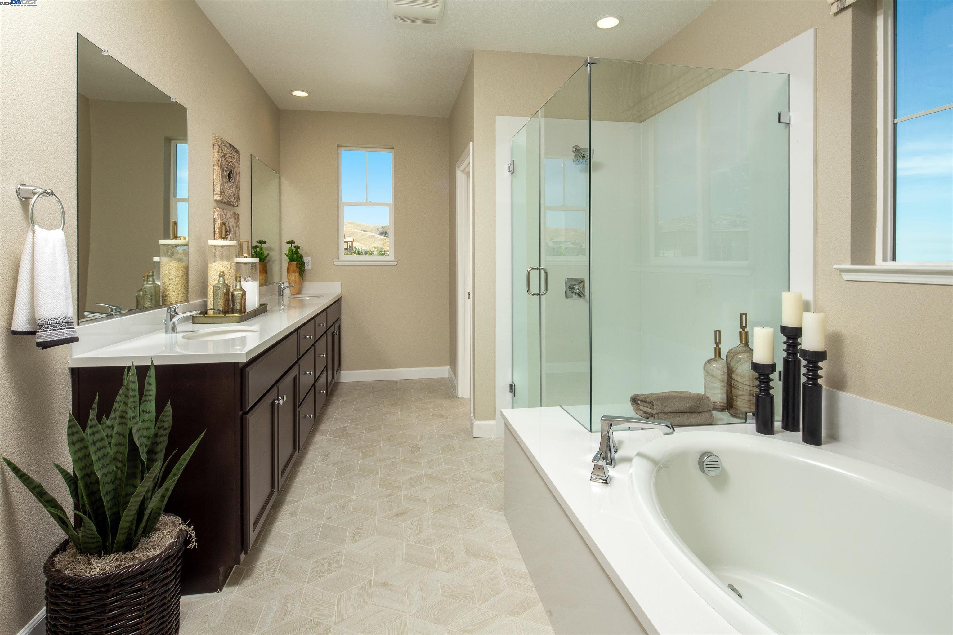 Detail Gallery Image 10 of 10 For 2530 Cyan Drive #12,  Fairfield,  CA 94533 - 3 Beds | 2/1 Baths