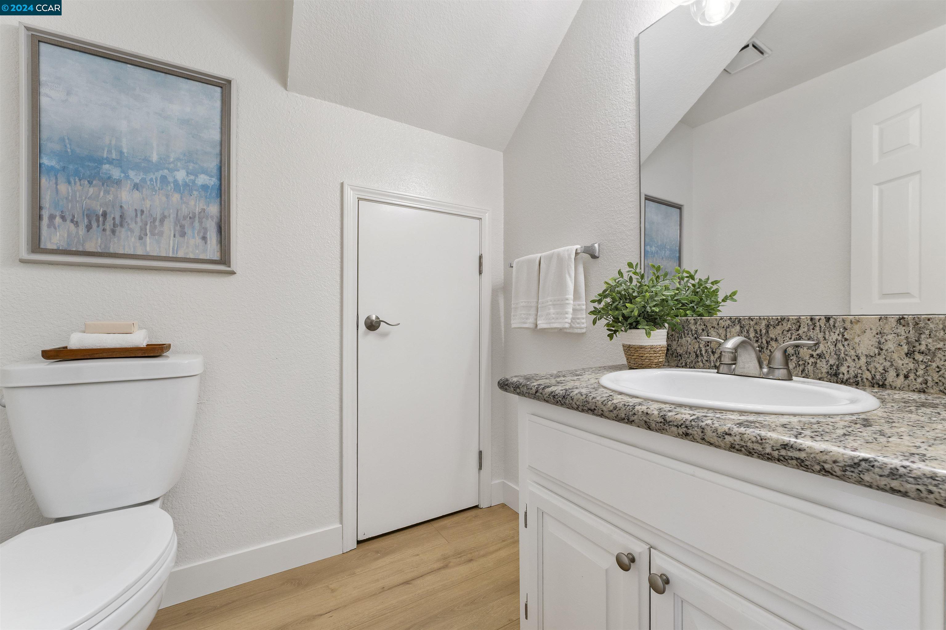 Detail Gallery Image 19 of 41 For 309 Warmcastle Ct, Martinez,  CA 94553 - 3 Beds | 2/1 Baths