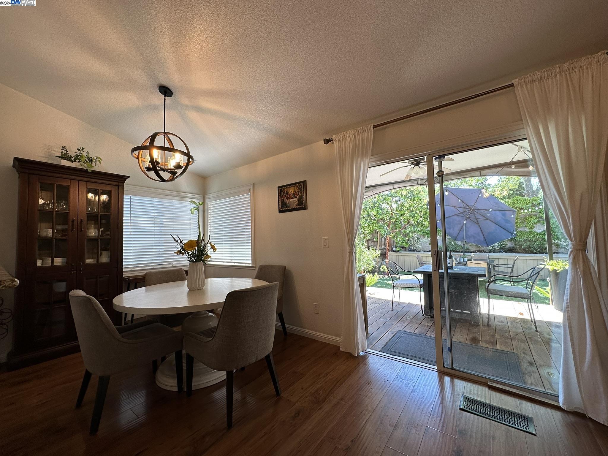 Detail Gallery Image 14 of 60 For 768 Cornsilk Ct, Brentwood,  CA 94513 - 4 Beds | 2 Baths