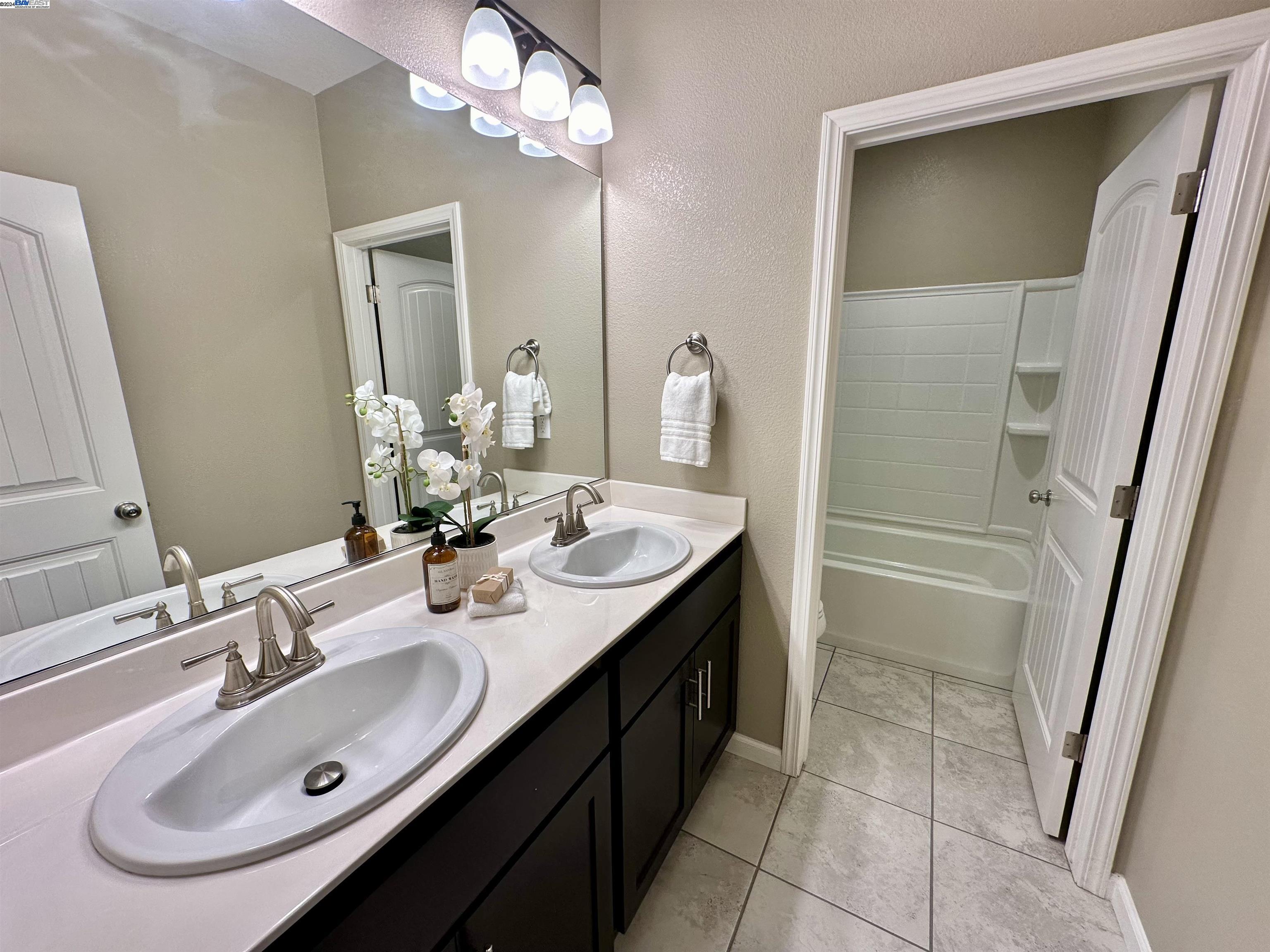 Detail Gallery Image 7 of 60 For 1541 Ranger St, Manteca,  CA 95337 - 4 Beds | 2/1 Baths