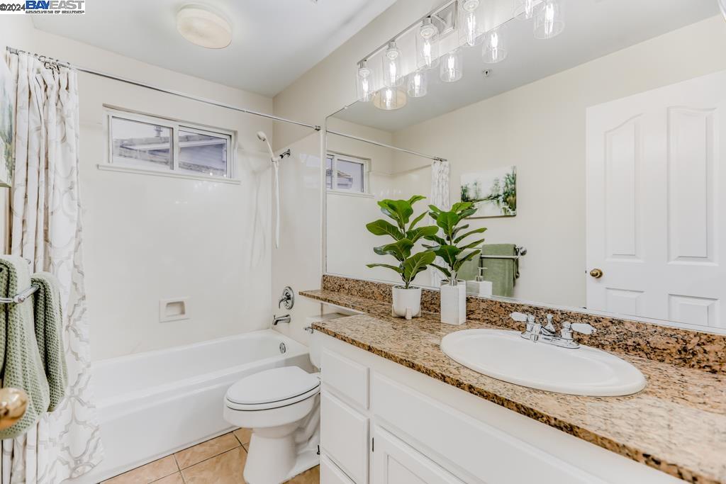 Detail Gallery Image 28 of 36 For 1865 Corte Cava, Livermore,  CA 94551 - 3 Beds | 2/1 Baths