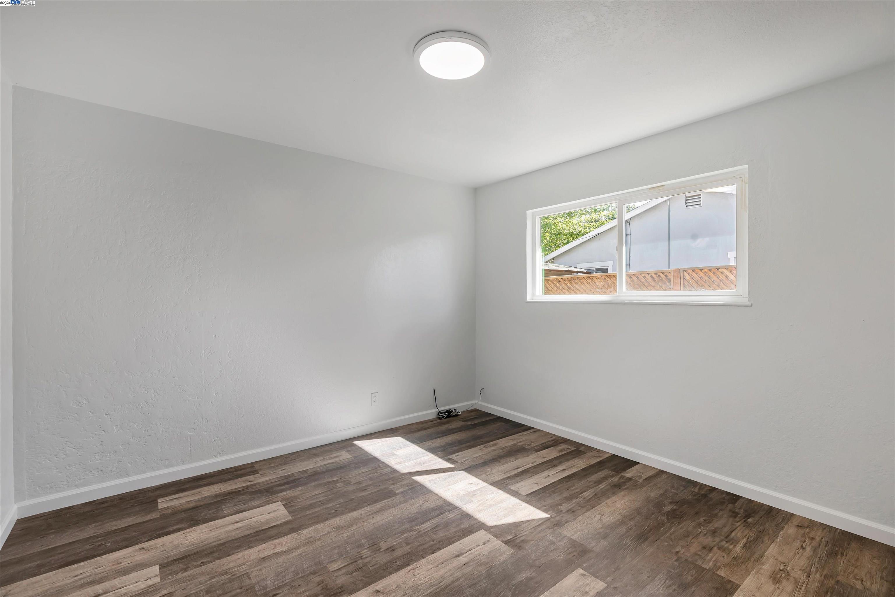 Detail Gallery Image 17 of 25 For 103 E 20th St, Tracy,  CA 95376 - 3 Beds | 1 Baths