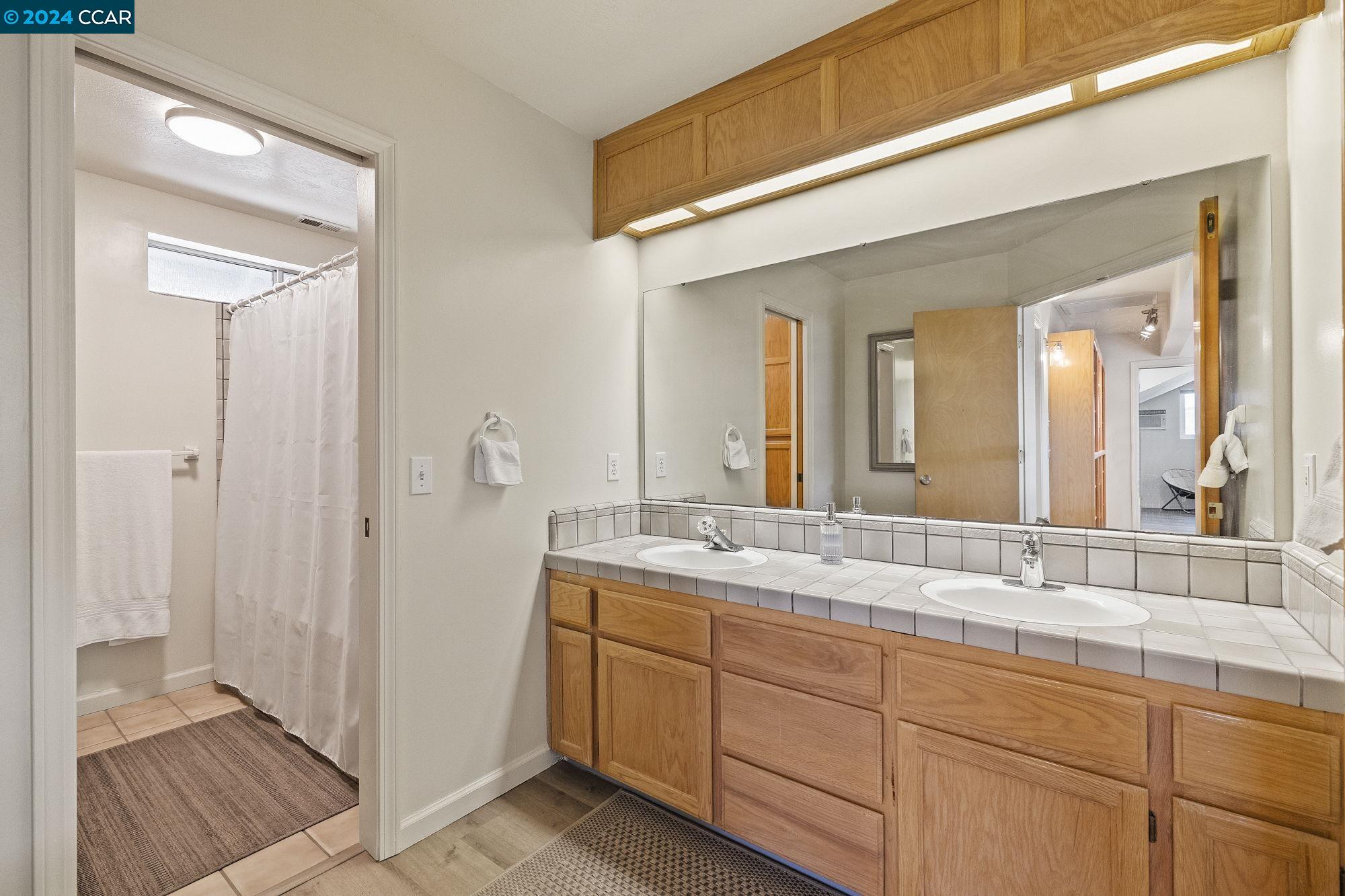 Detail Gallery Image 22 of 44 For 801 Mother Shipton, Copperopolis,  CA 95228 - 6 Beds | 3/2 Baths