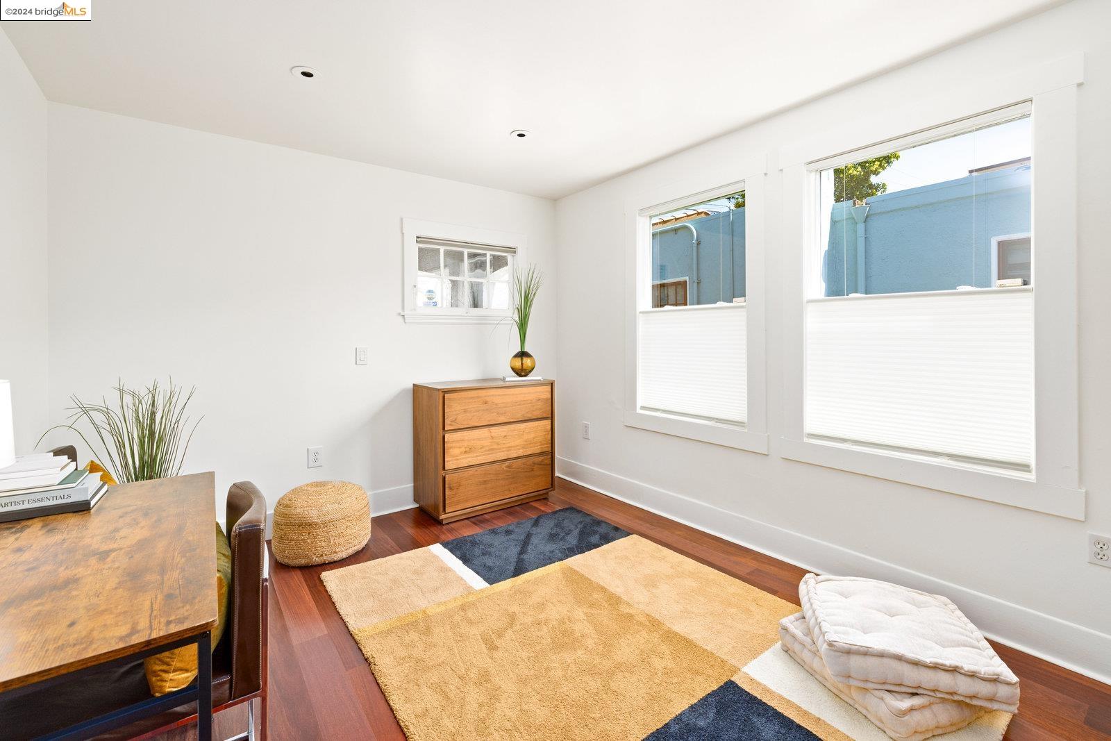 Detail Gallery Image 11 of 45 For 2176 Oregon St, Berkeley,  CA 94705 - 3 Beds | 1/1 Baths