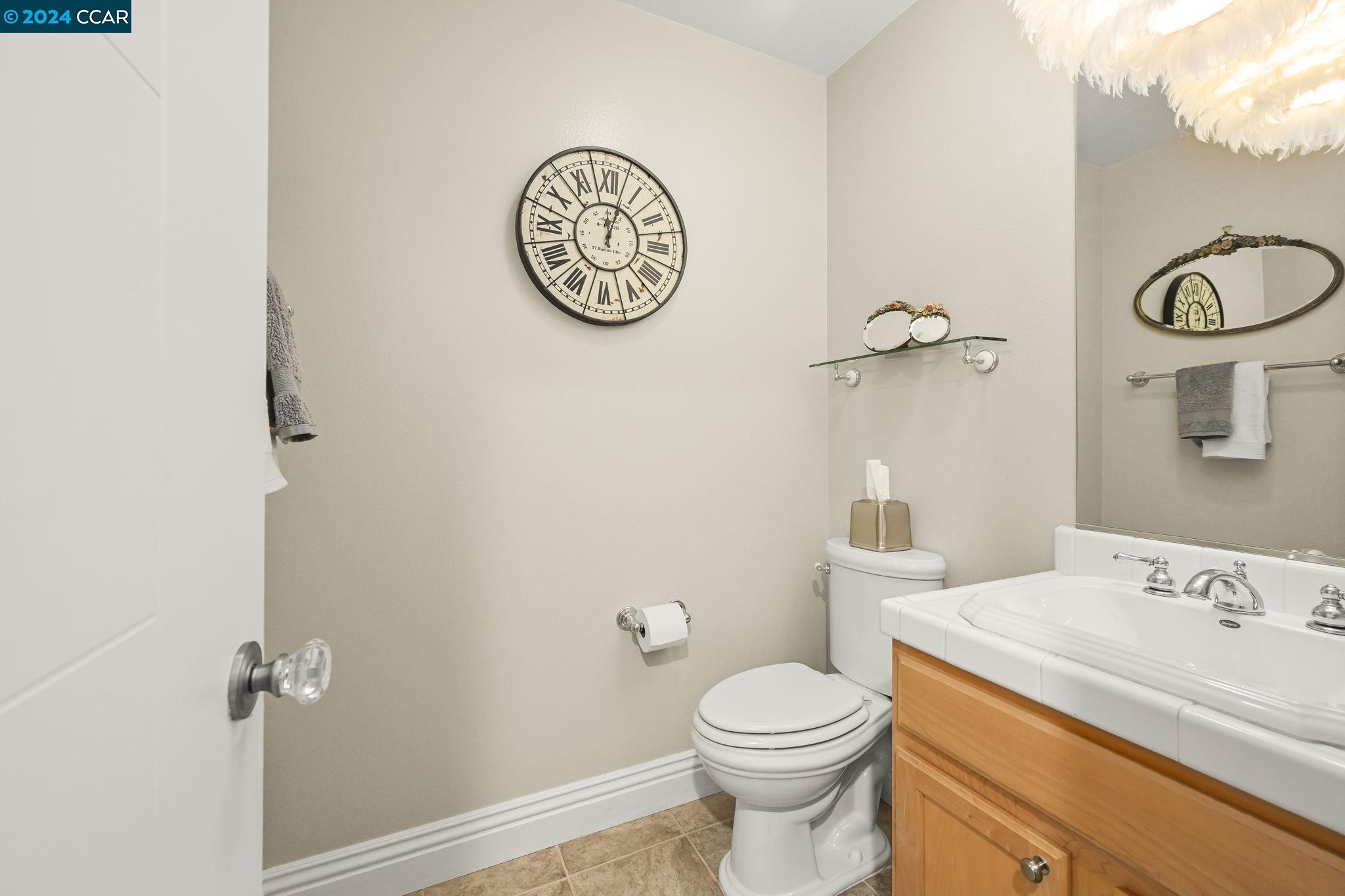 Detail Gallery Image 14 of 46 For 22 Old Town Lane, Danville,  CA 94526 - 4 Beds | 2/1 Baths