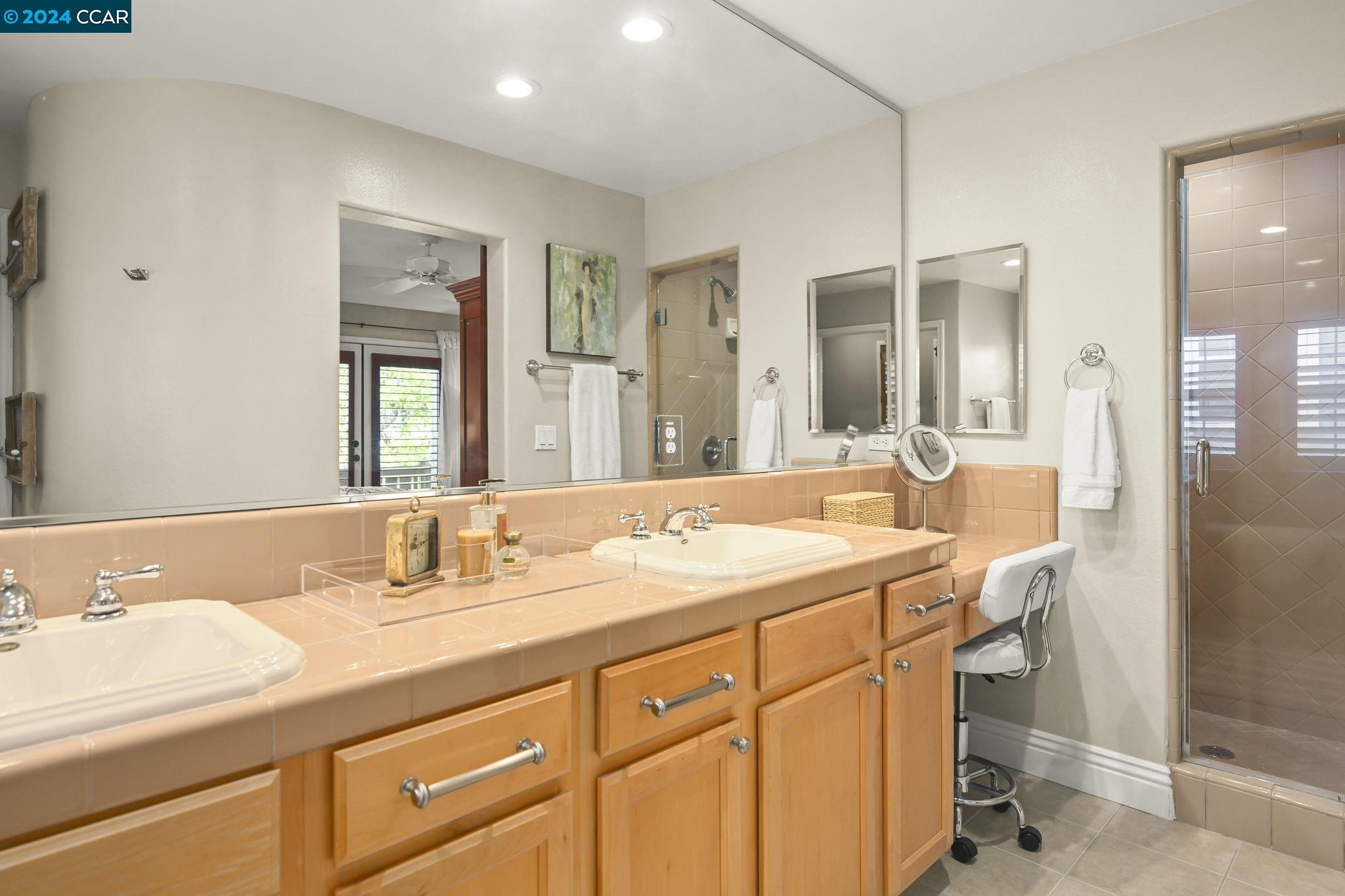 Detail Gallery Image 33 of 46 For 22 Old Town Lane, Danville,  CA 94526 - 4 Beds | 2/1 Baths