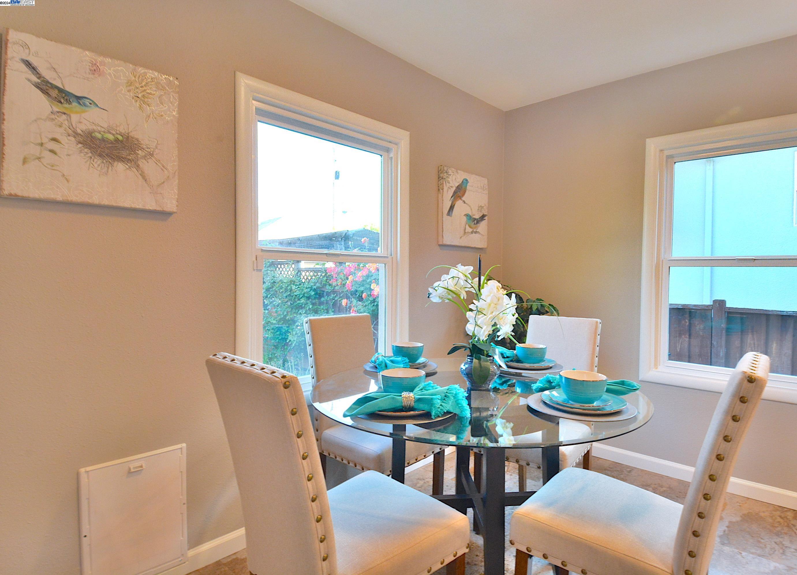 Detail Gallery Image 11 of 39 For 2667 Palm Ave, Livermore,  CA 94550 - 3 Beds | 2/1 Baths