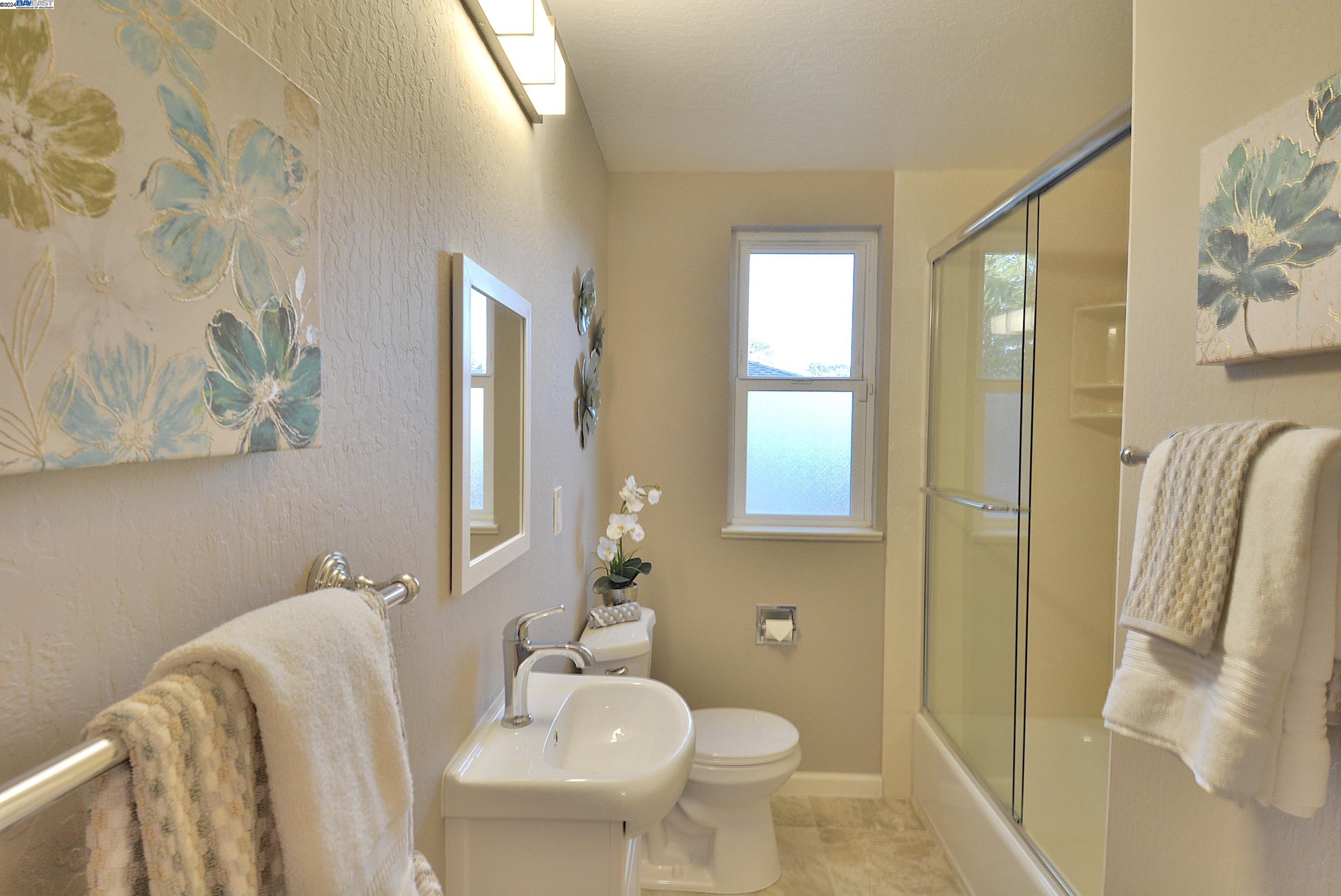 Detail Gallery Image 18 of 39 For 2667 Palm Ave, Livermore,  CA 94550 - 3 Beds | 2/1 Baths