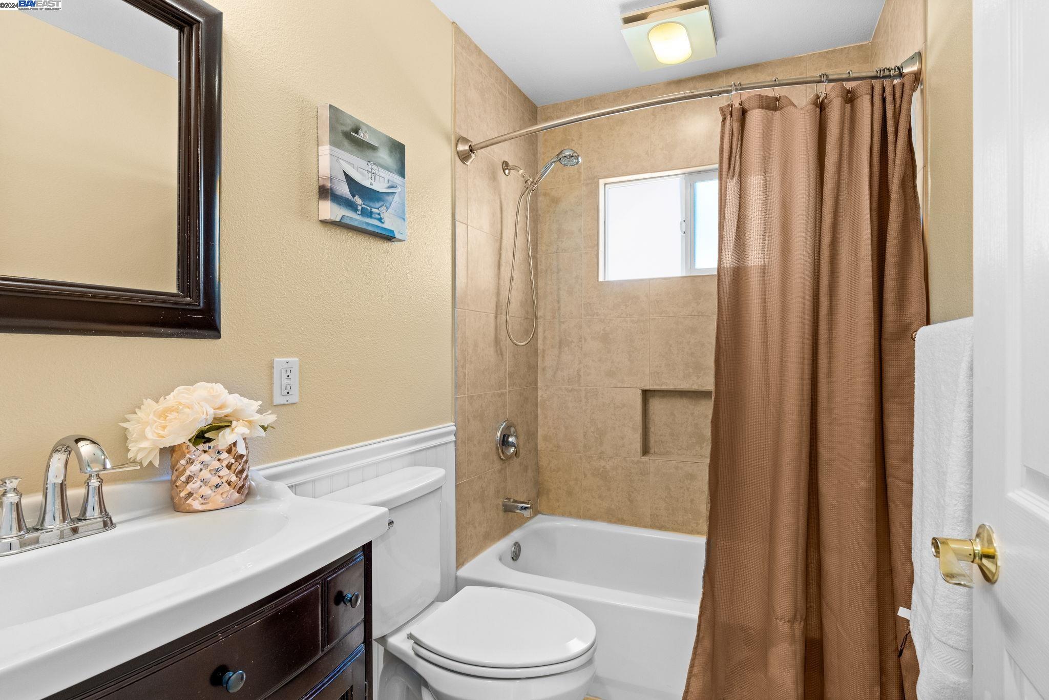 Detail Gallery Image 22 of 50 For 6909 Brighton Dr, Dublin,  CA 94568 - 4 Beds | 2 Baths